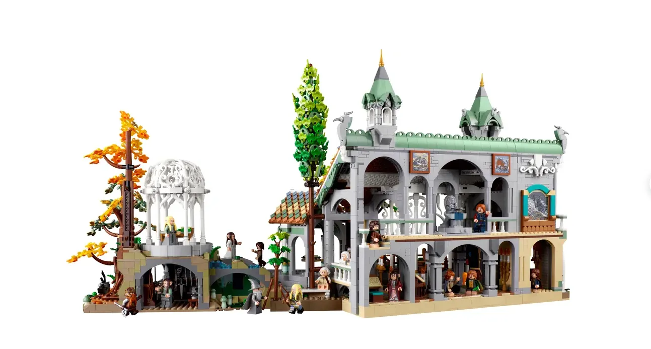 Конструктор LEGO Creator Expert 10316 6167 дет. - фото 3