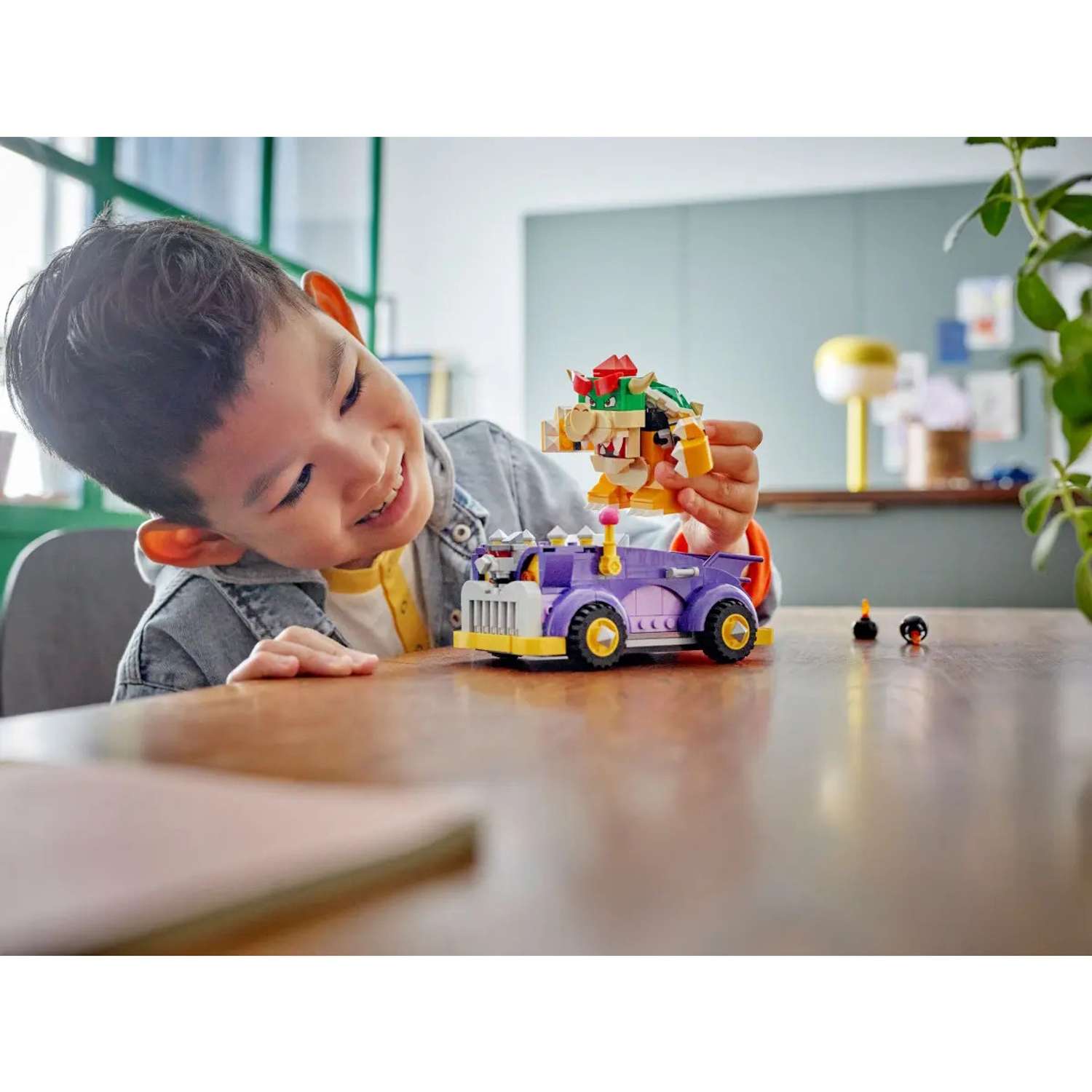 Конструктор LEGO Super Mario Bowsers Muscle Car 458 дет. - фото 6