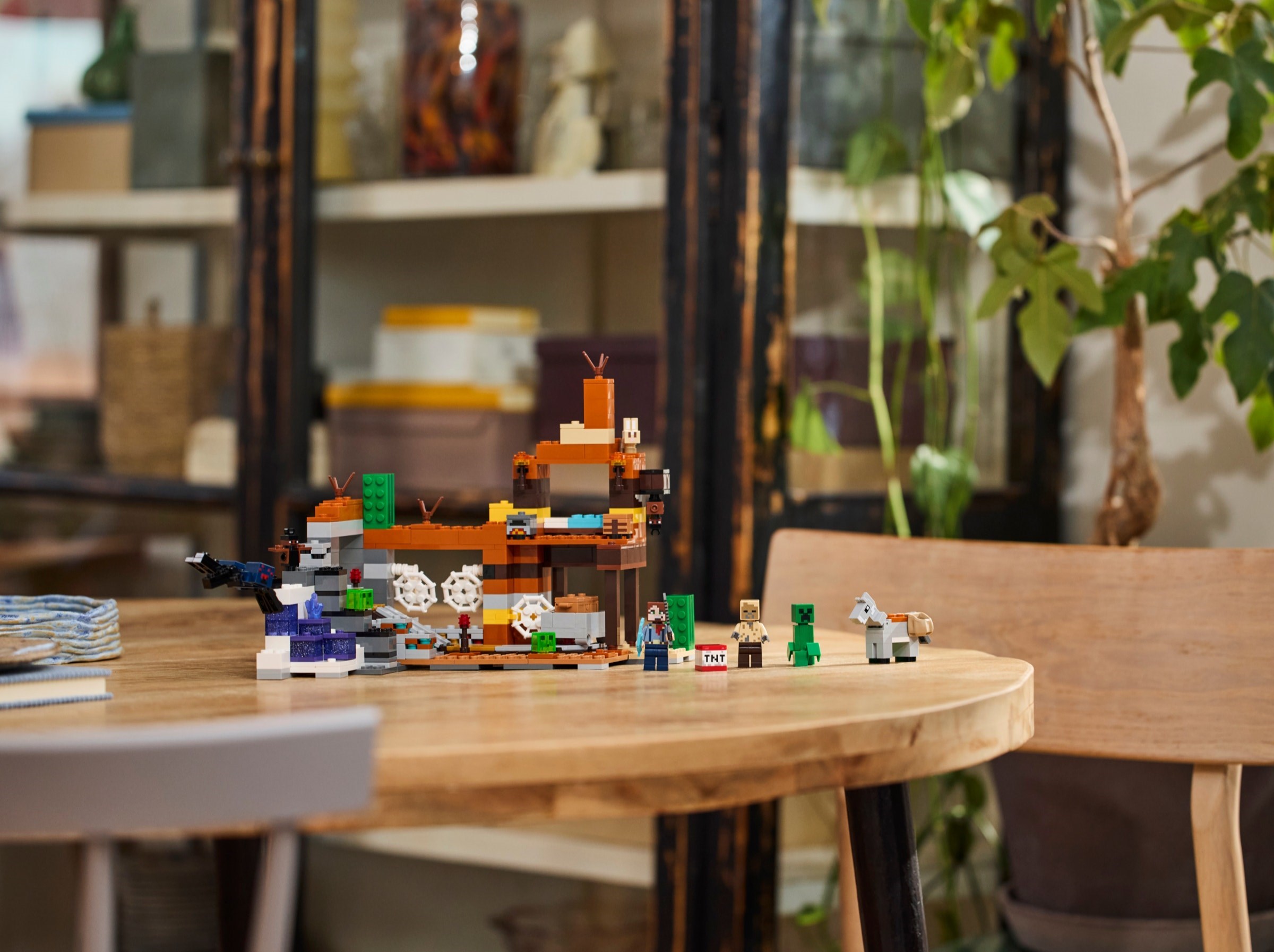 Конструктор LEGO Minecraft 21263 538 дет. - фото 10