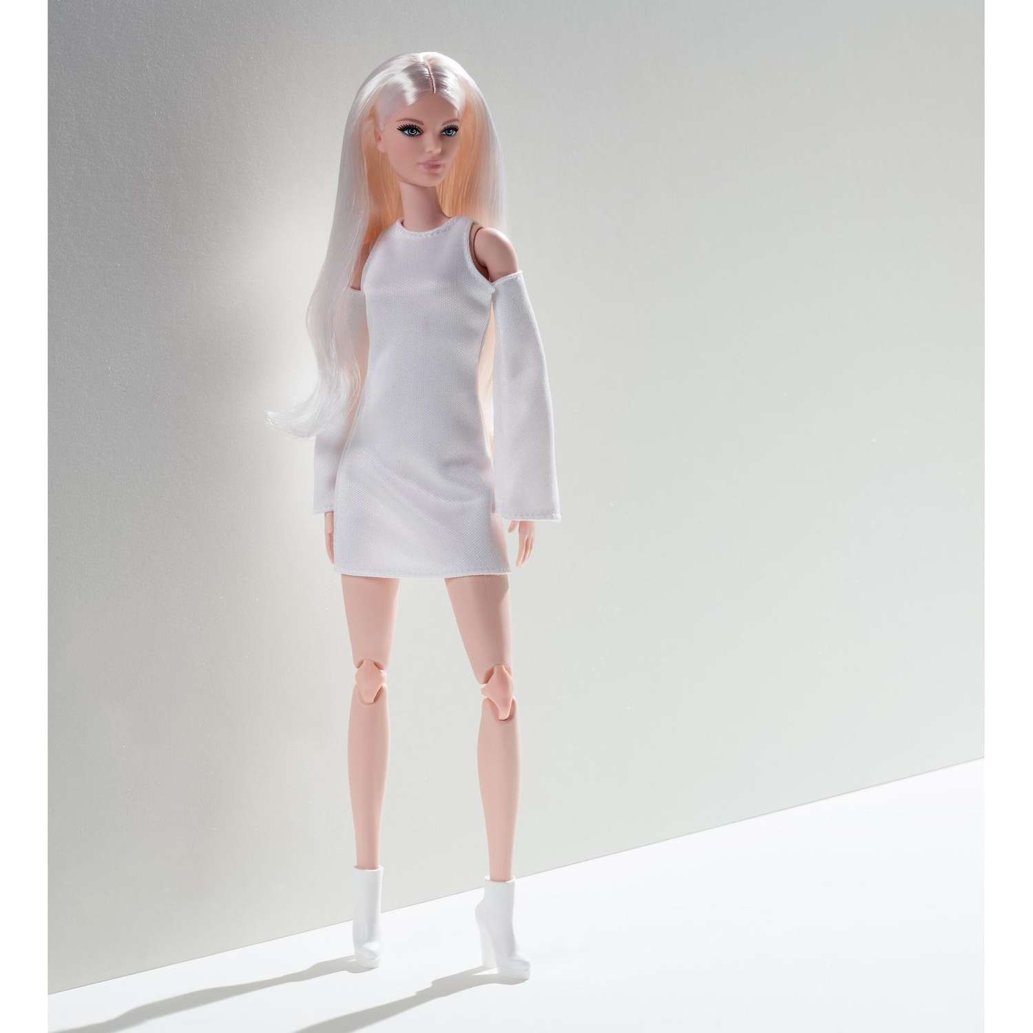Кукла модельная Barbie GXB28 - фото 9