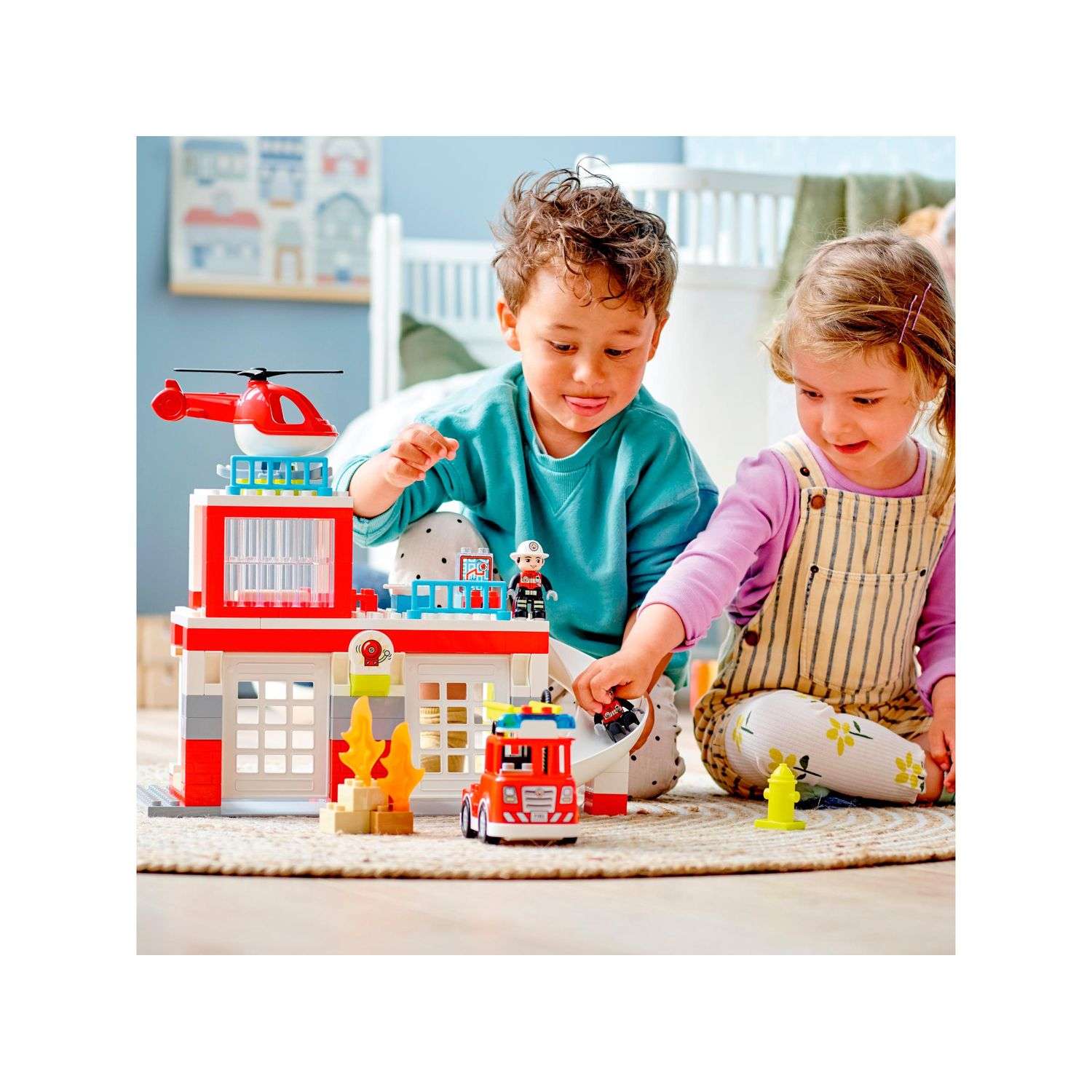 Конструктор LEGO DUPLO Пожарная часть и вертолёт - фото 9