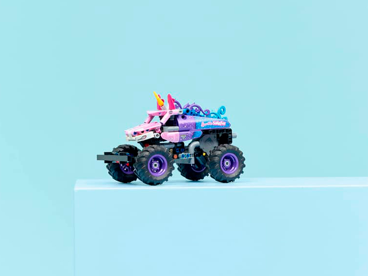 Конструктор LEGO Technic Monster Jam 243 дет. - фото 7