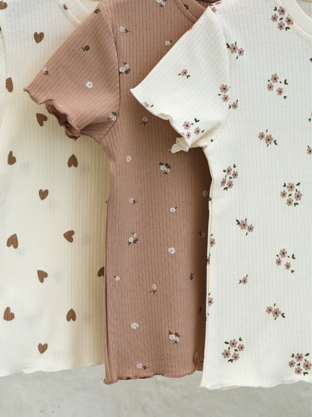 Футболка 3 шт Jelly Whale K24T04-3-BrFlwr-Milk-Milk2 - фото 4