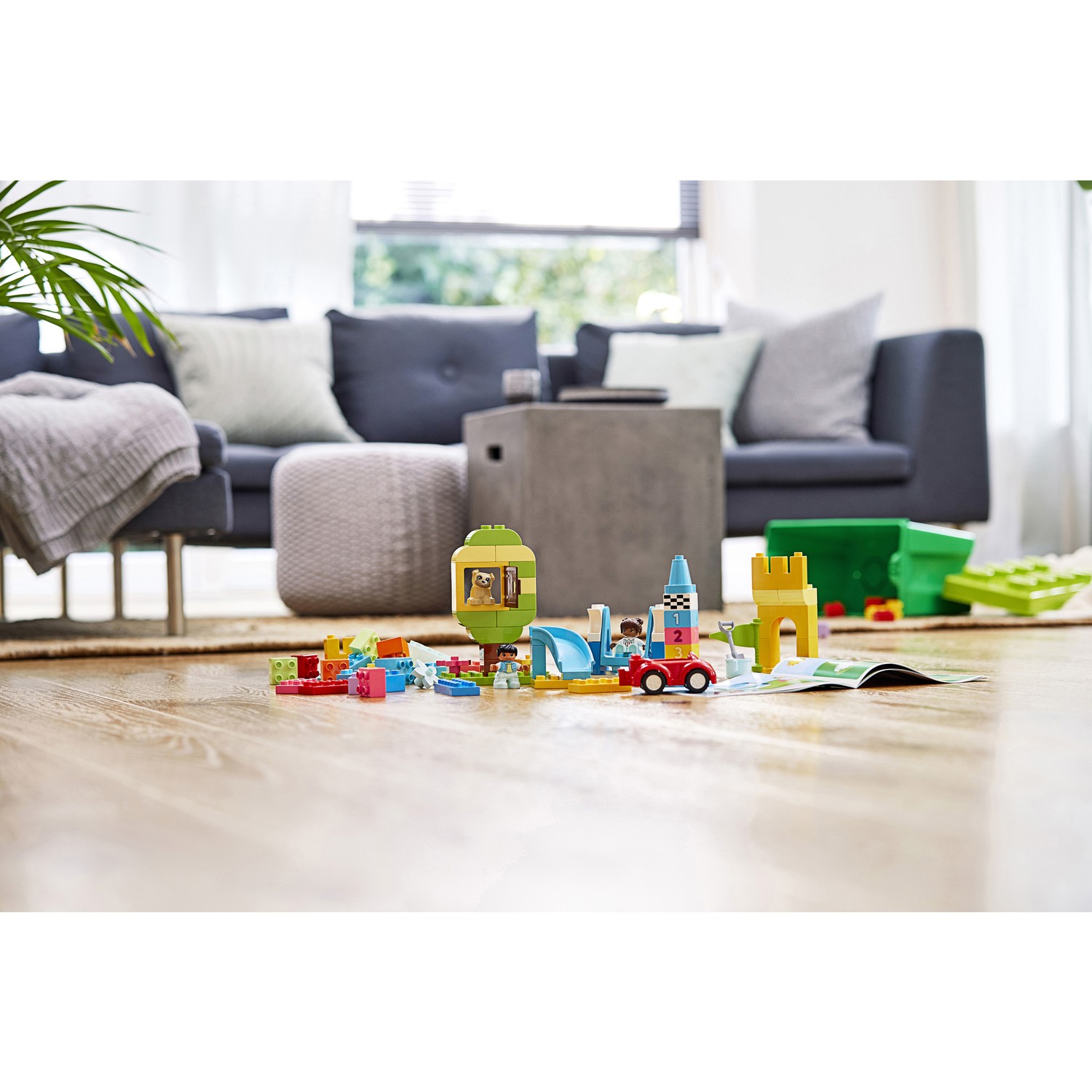 Конструктор LEGO DUPLO Коробка с кубиками 85 дет. - фото 16