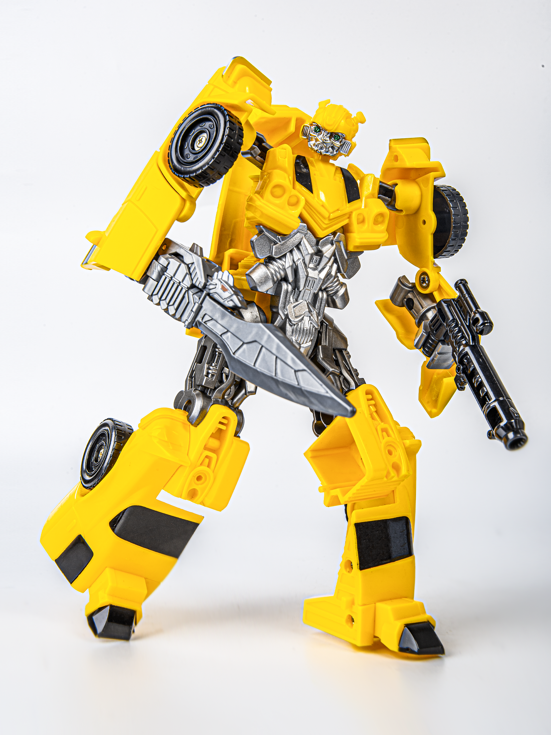 Фигурка BAZUMI Бамблби робот трансформер - фото 7