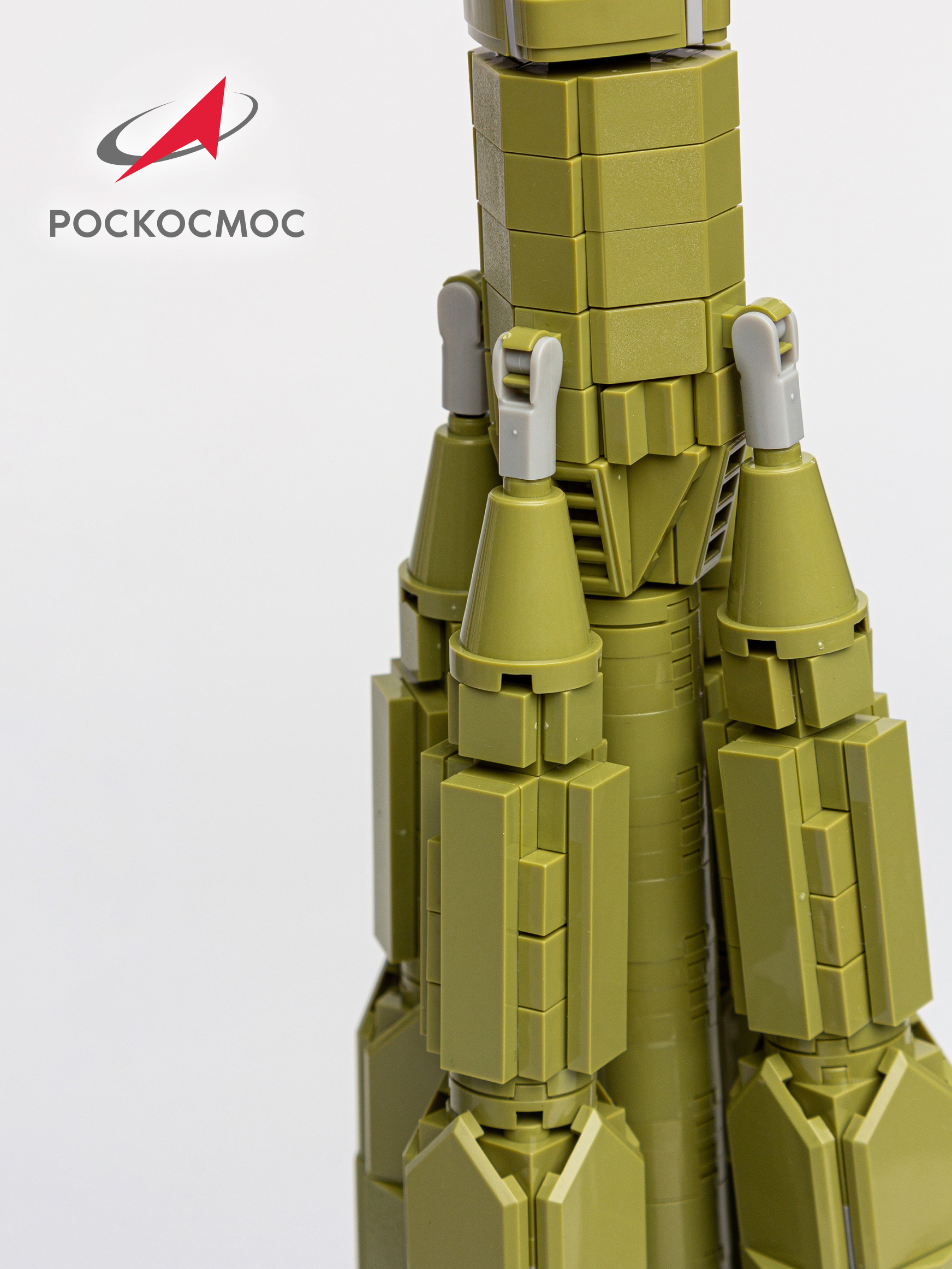 Конструктор Роскосмос Ракета-носитель Р-7 Семерка 721 дет. - фото 7