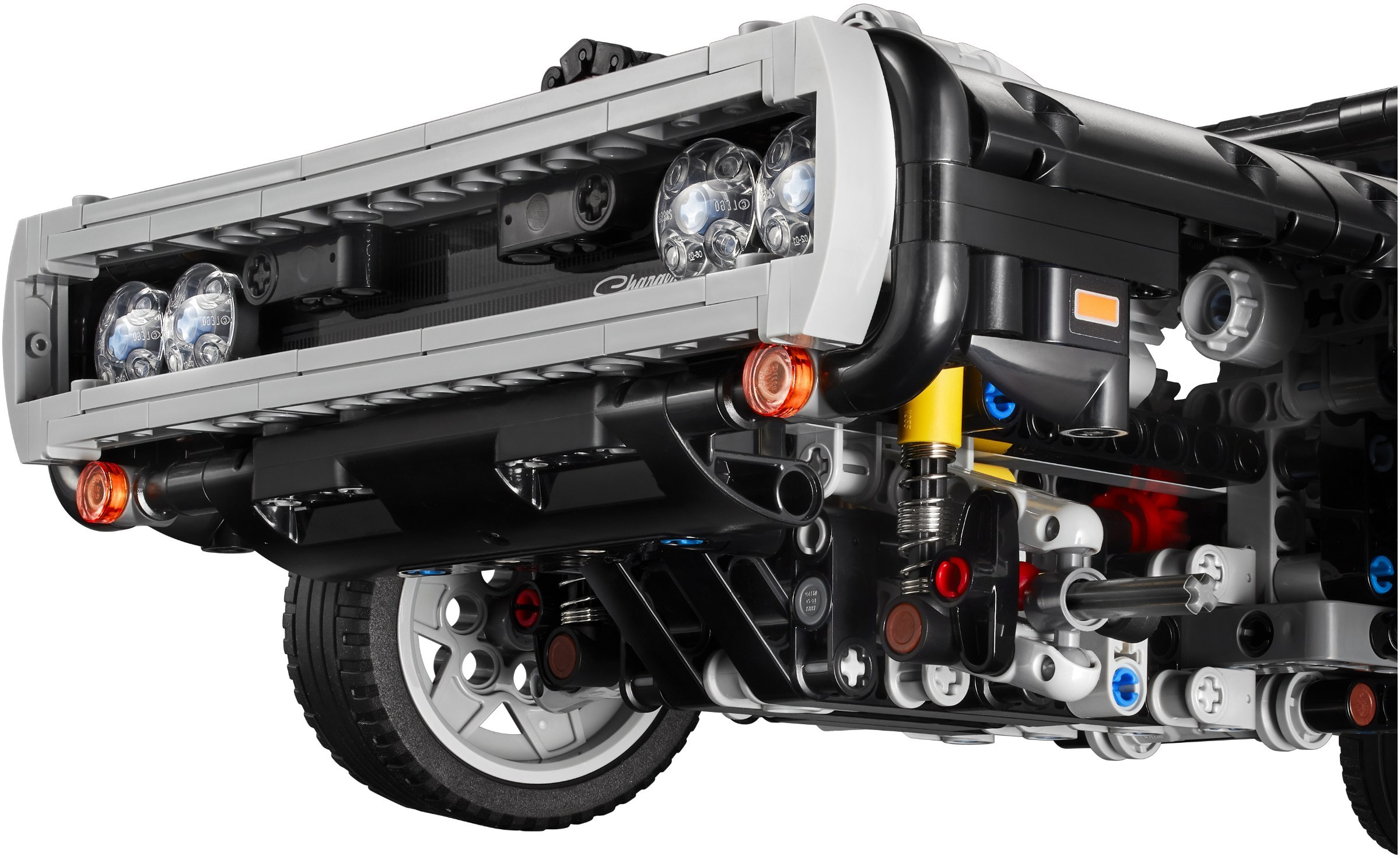 Конструктор LEGO Technic 42111 1077 дет. - фото 4