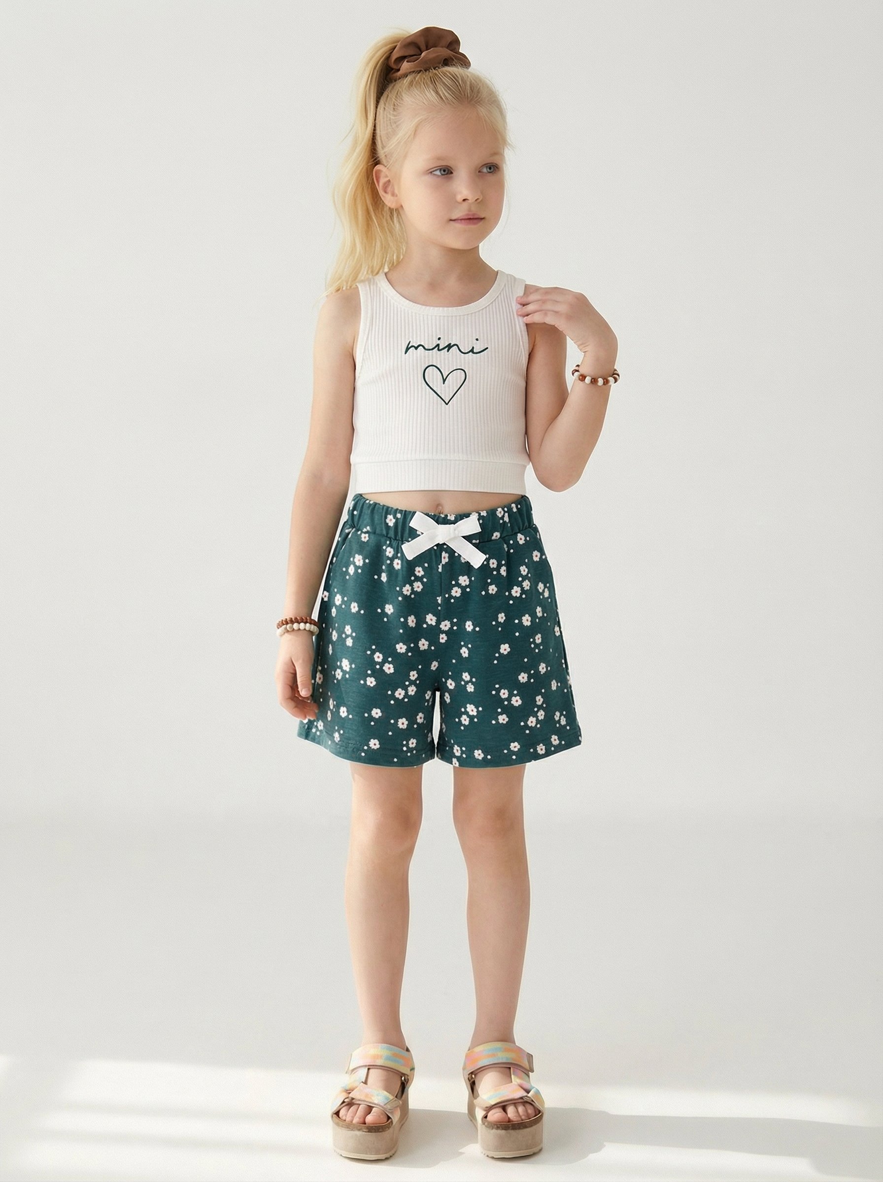 Изображение товара Комплект топ и шорты YOULALA 116 для девочки молочный цвет