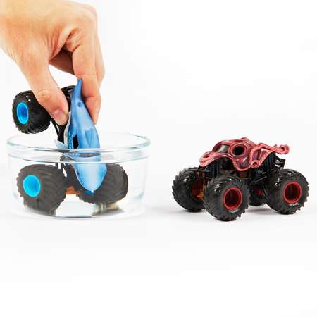 Автомобиль Monster Jam Megalodon 1:64