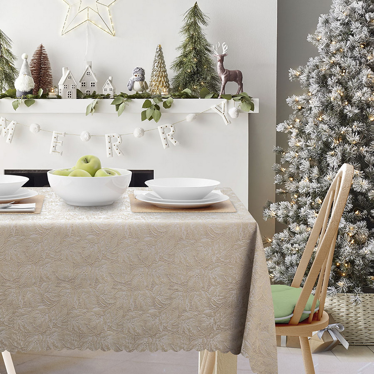 Скатерть BRAVO 140х220 жаккард бежевый арт. 6 - фото 4