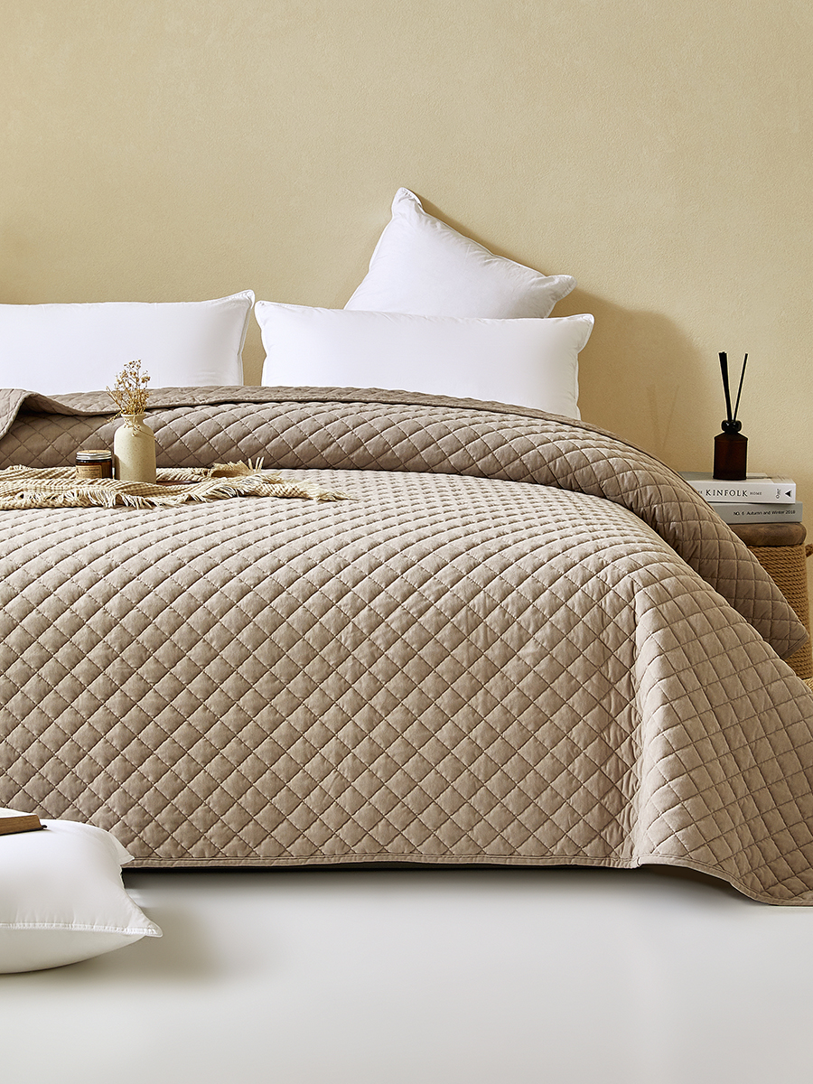 Покрывало Theodora вельвет капучино 180 x 220 см - фото 3