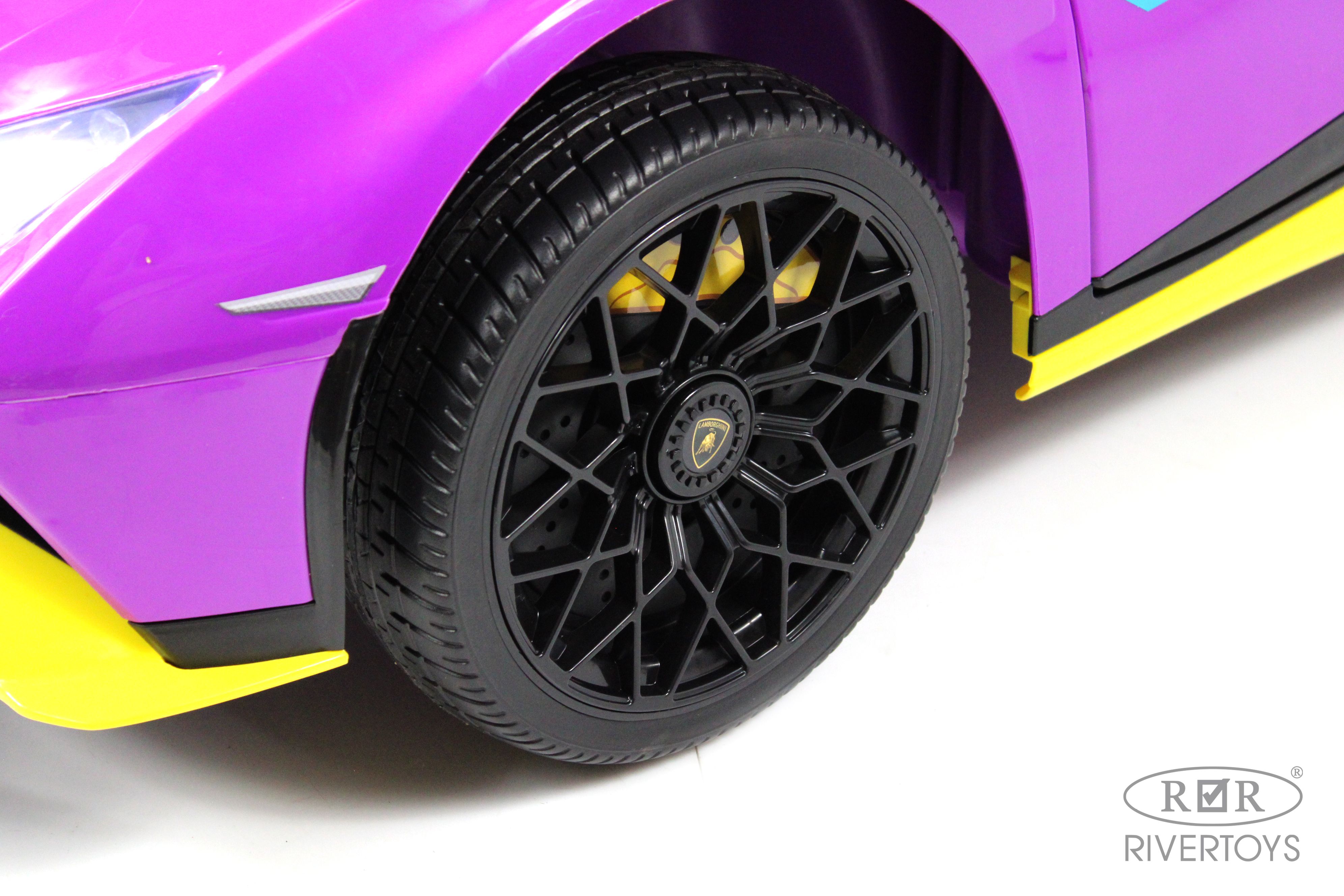 Электромобиль RIVERTOYS Lamborghini E888EE-YELLOW-PURPLE С пультом ДУ - фото 14