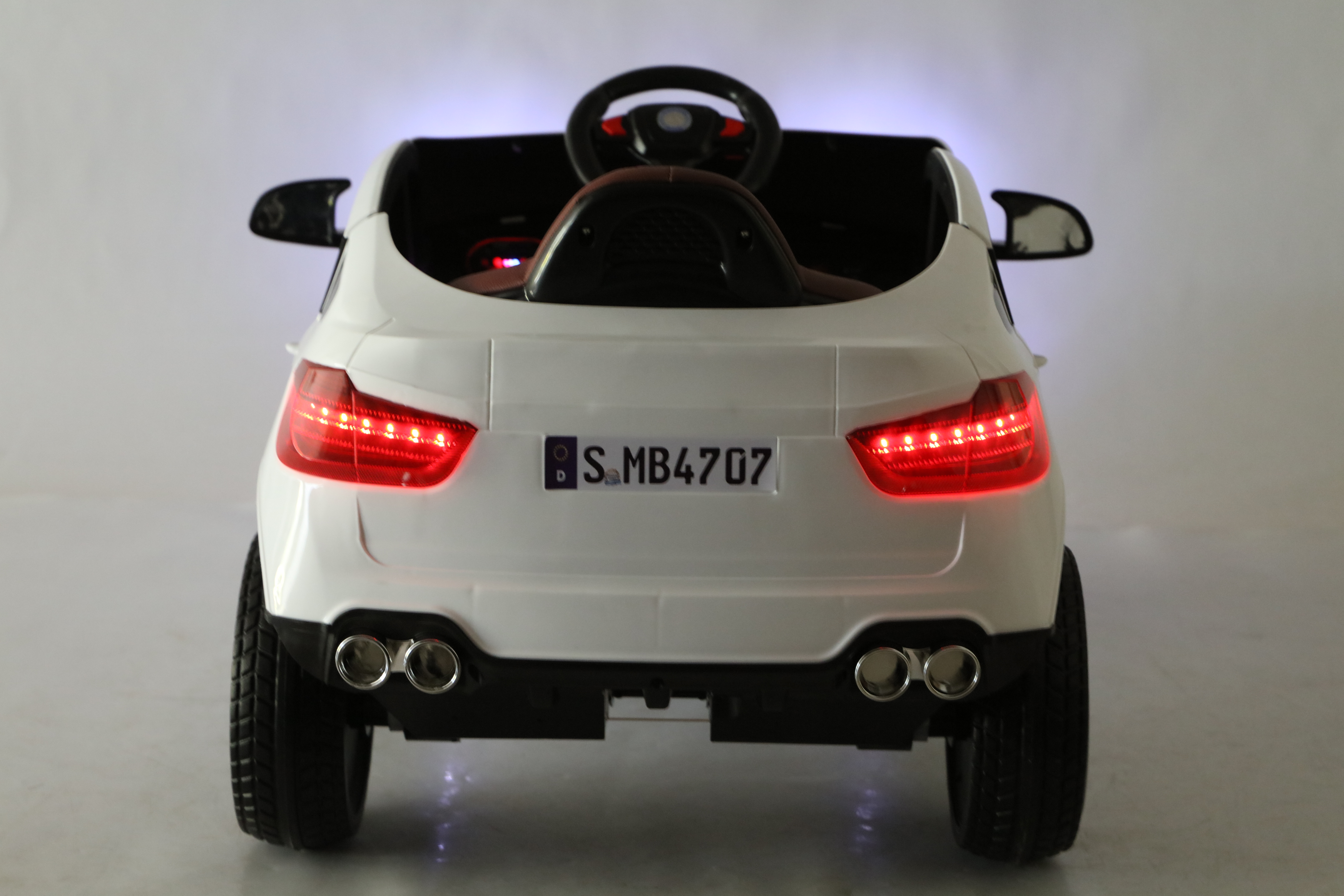 Автомобиль TOYLAND Mercedes С пультом ДУ - фото 12