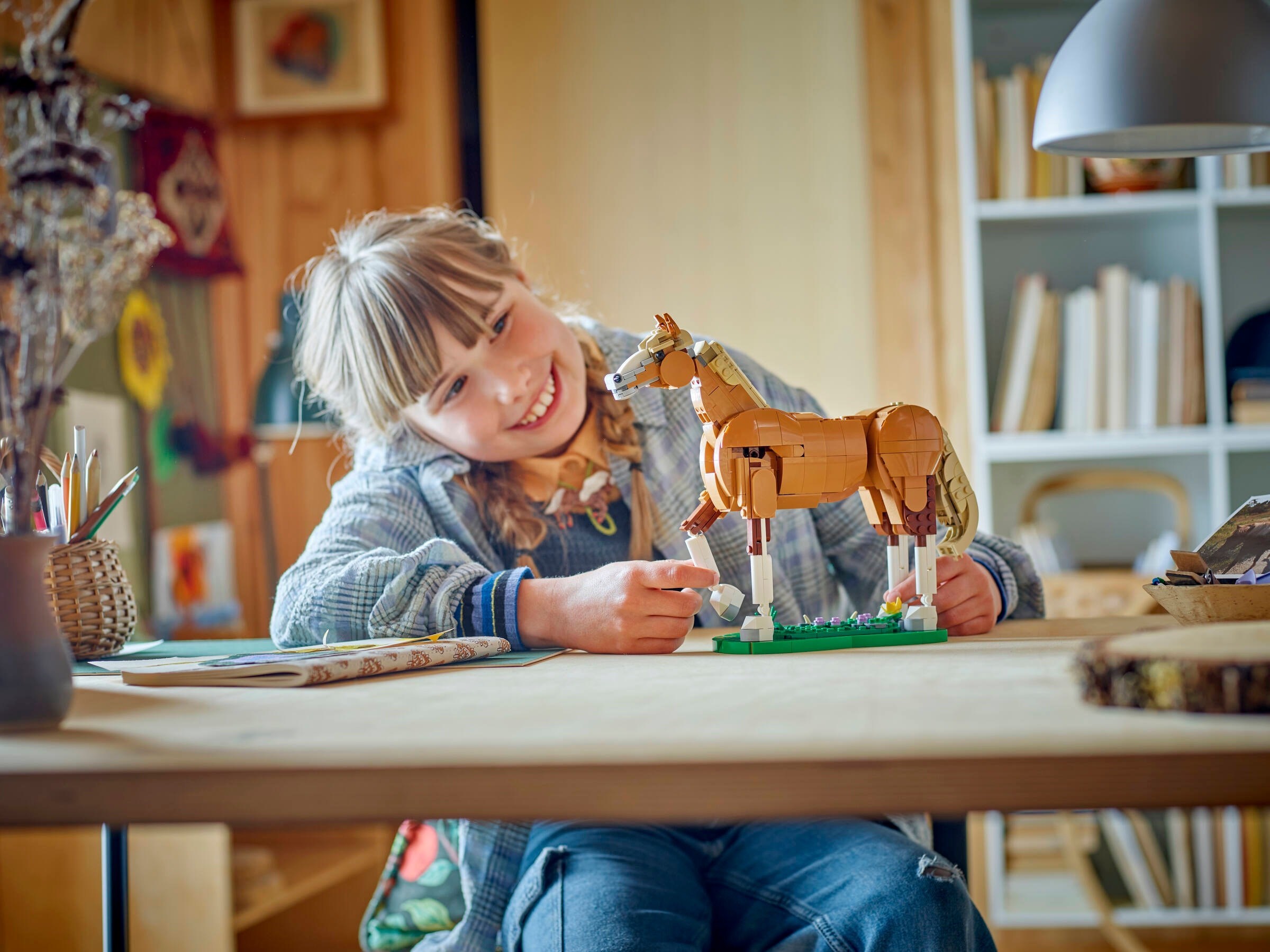 Конструктор LEGO Creator 31166 685 дет. - фото 4