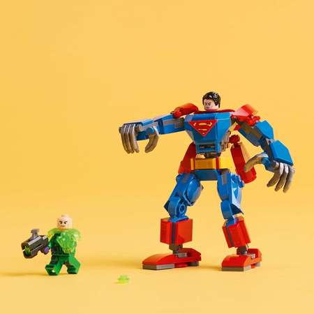 Конструктор LEGO DC Super Heroes Супермен против Лекса Лютера блочный