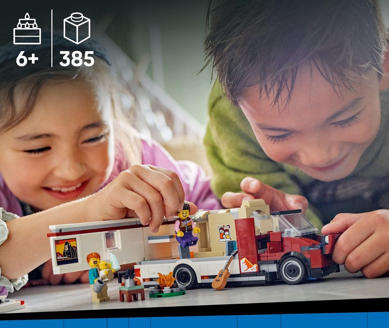 Конструктор LEGO City Фургон для путешествий 385 дет. - фото 4