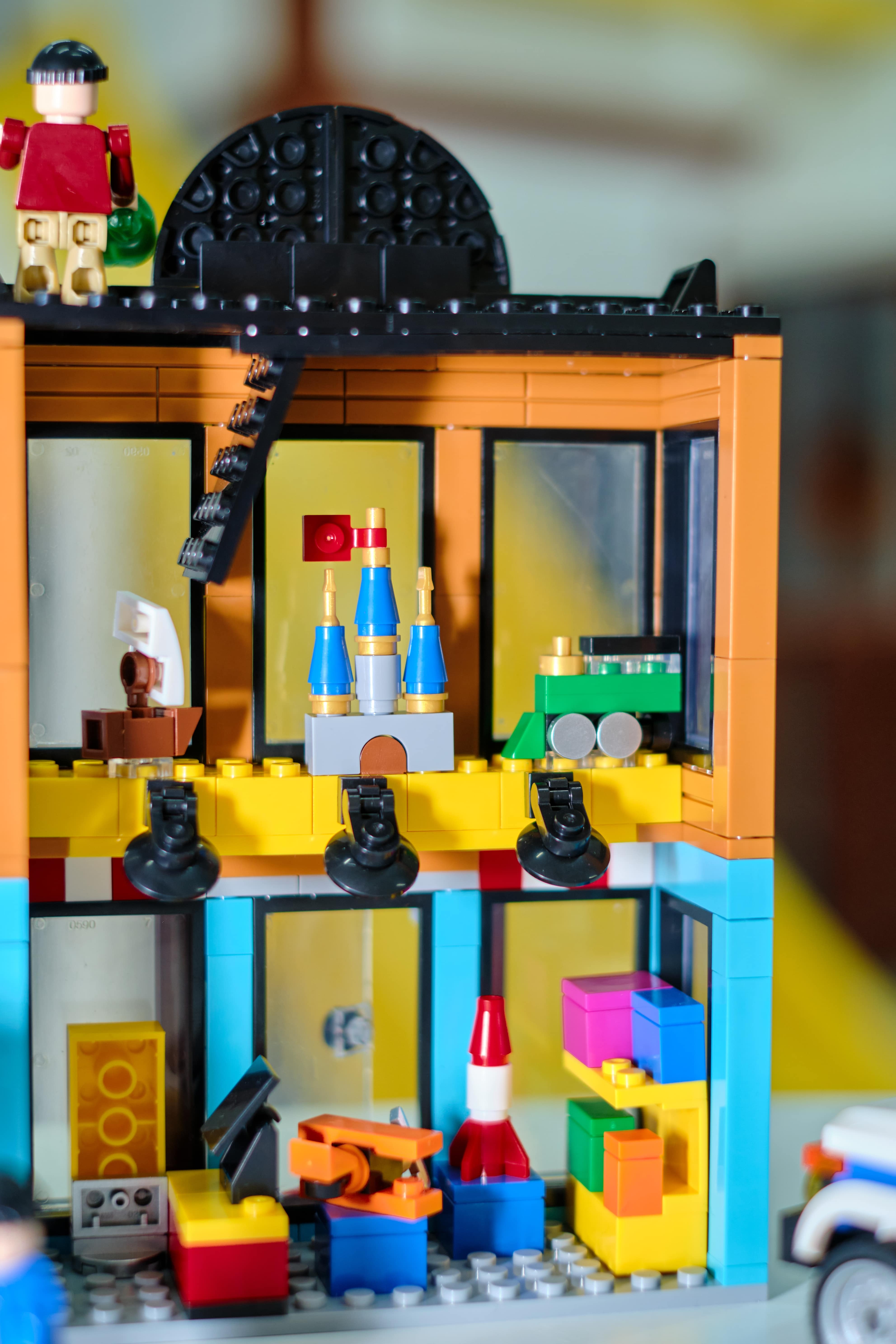 Конструктор brick labs Ограбление магазина 582 дет. - фото 11