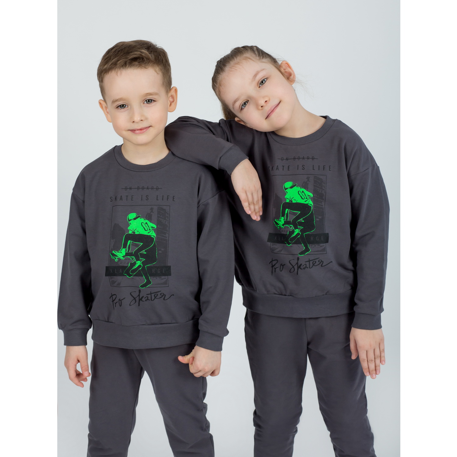 Костюм KiMMi co К-14087045г серый скейтер - фото 2