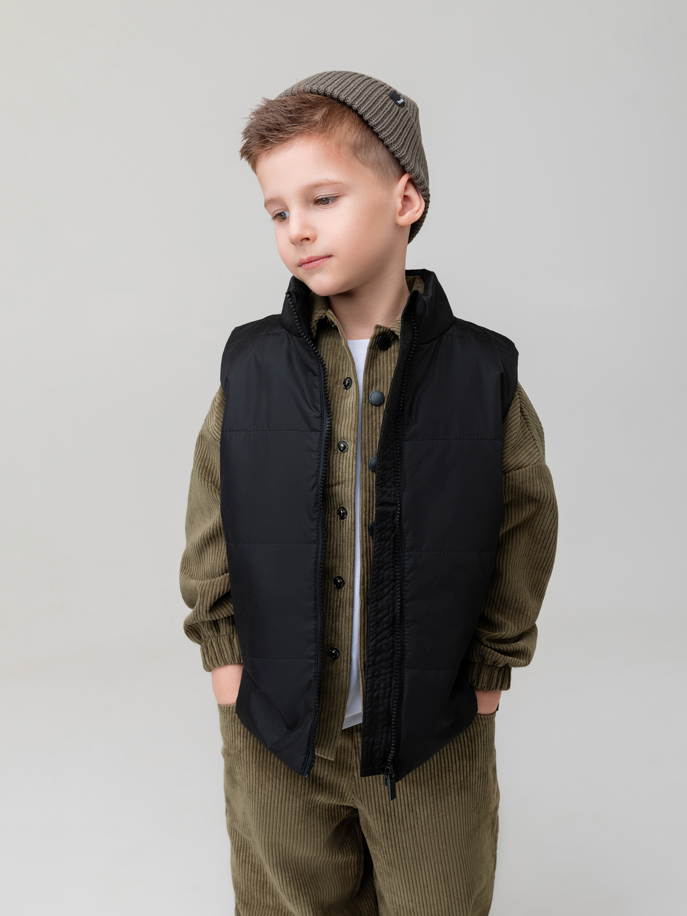 Изображение товара Стильный демисезонный жилет Bodo 104 для детей Изображение товара Стильный демисезонный жилет Bodo 104 для детей