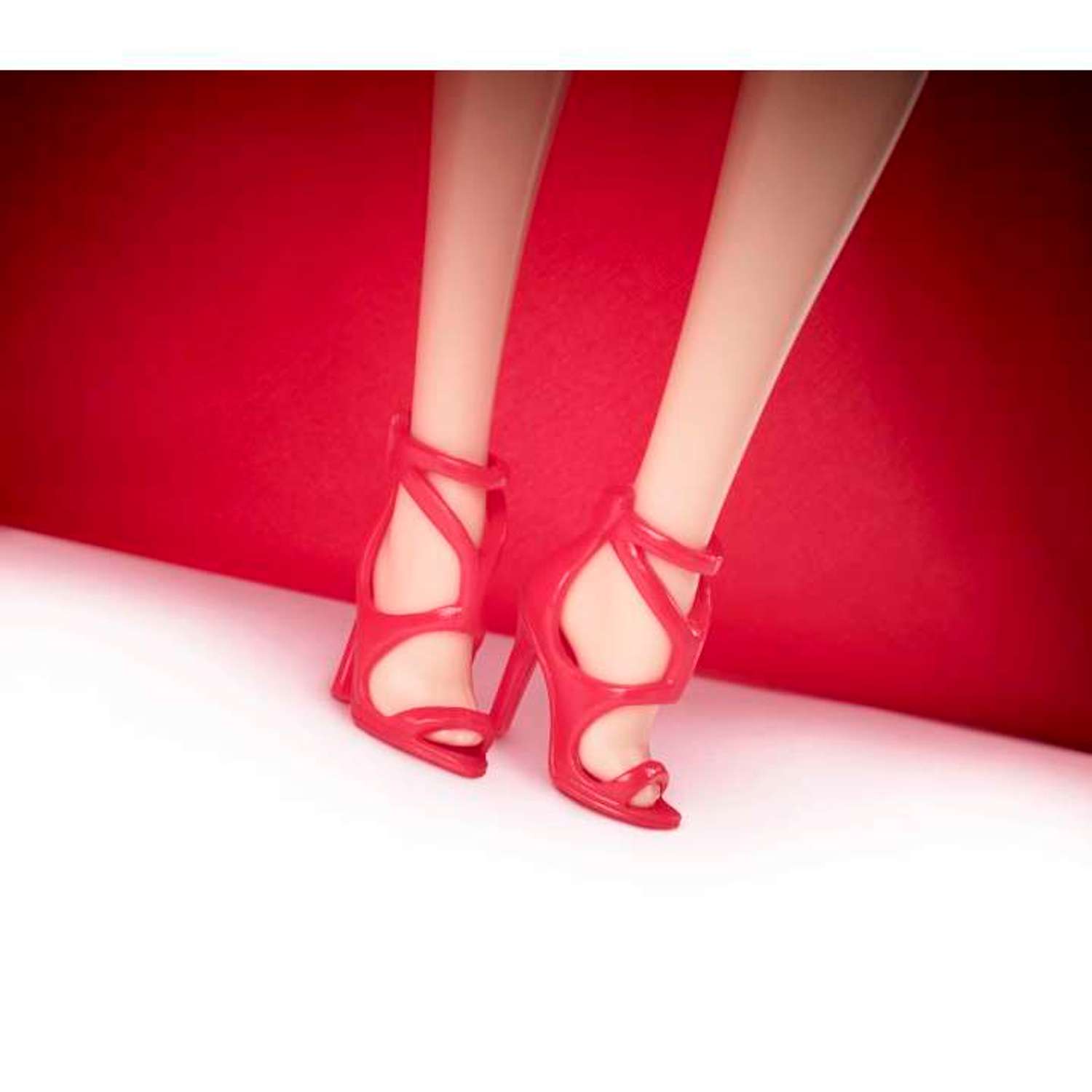 Кукла модельная Barbie Signature Holiday 2022 HCC04 - фото 4