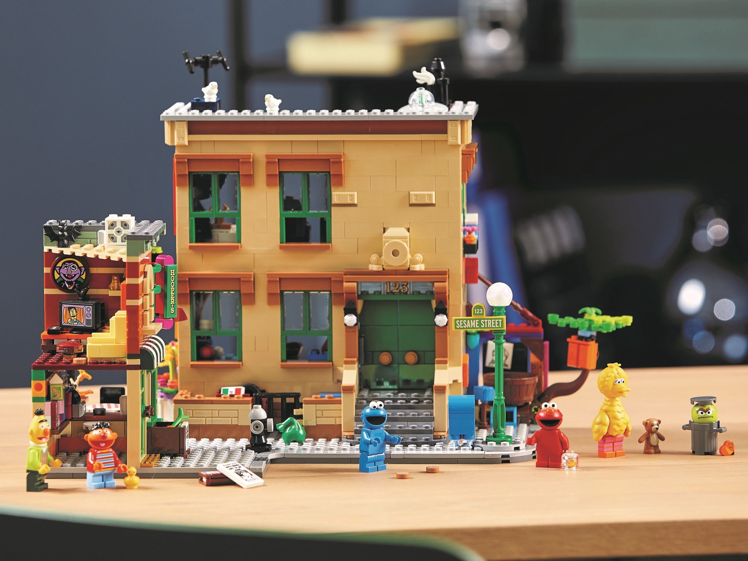 Конструктор LEGO Ideas 21324 1367 дет. - фото 11