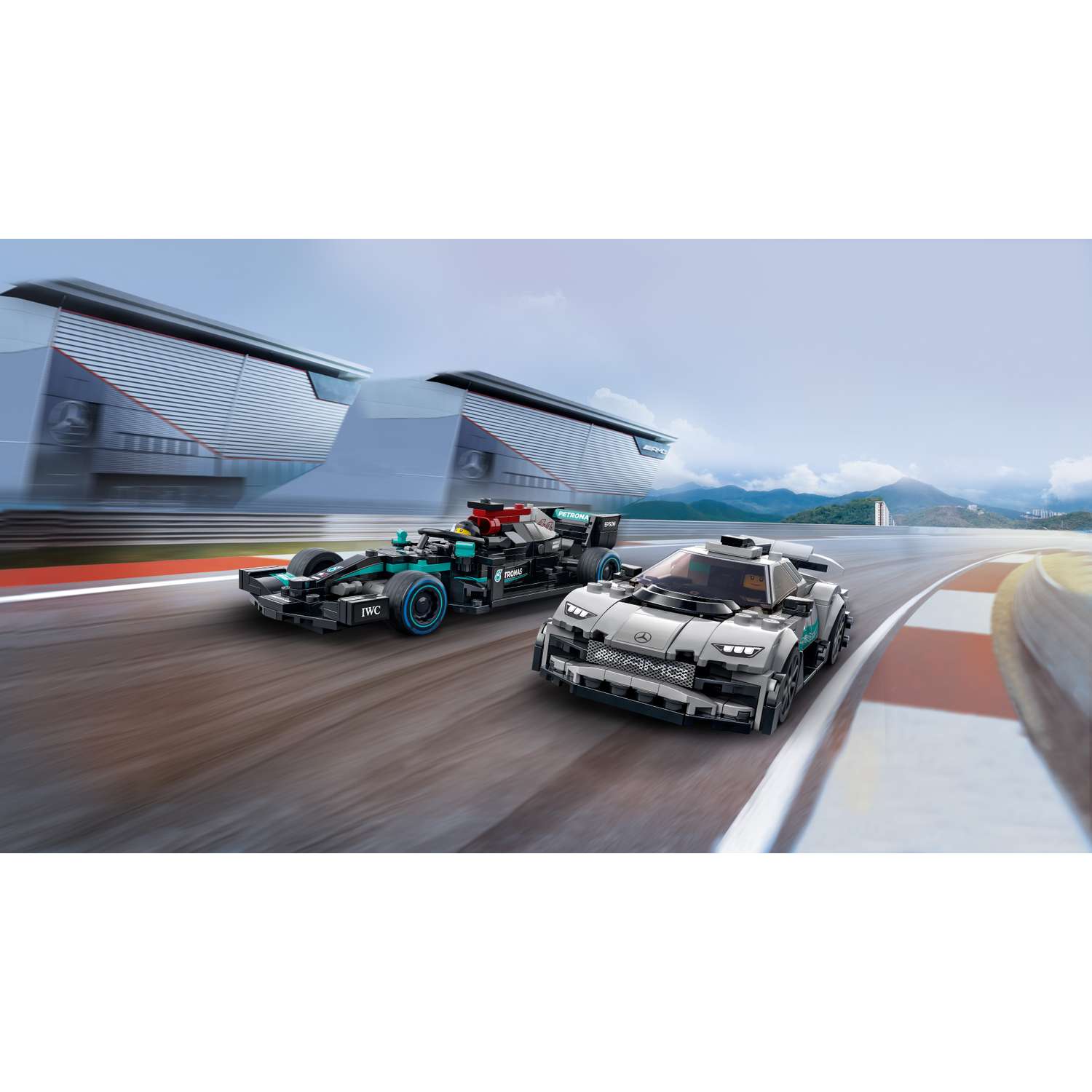 Конструктор LEGO Speed Champions Mercedes-AMG блочный - фото 11