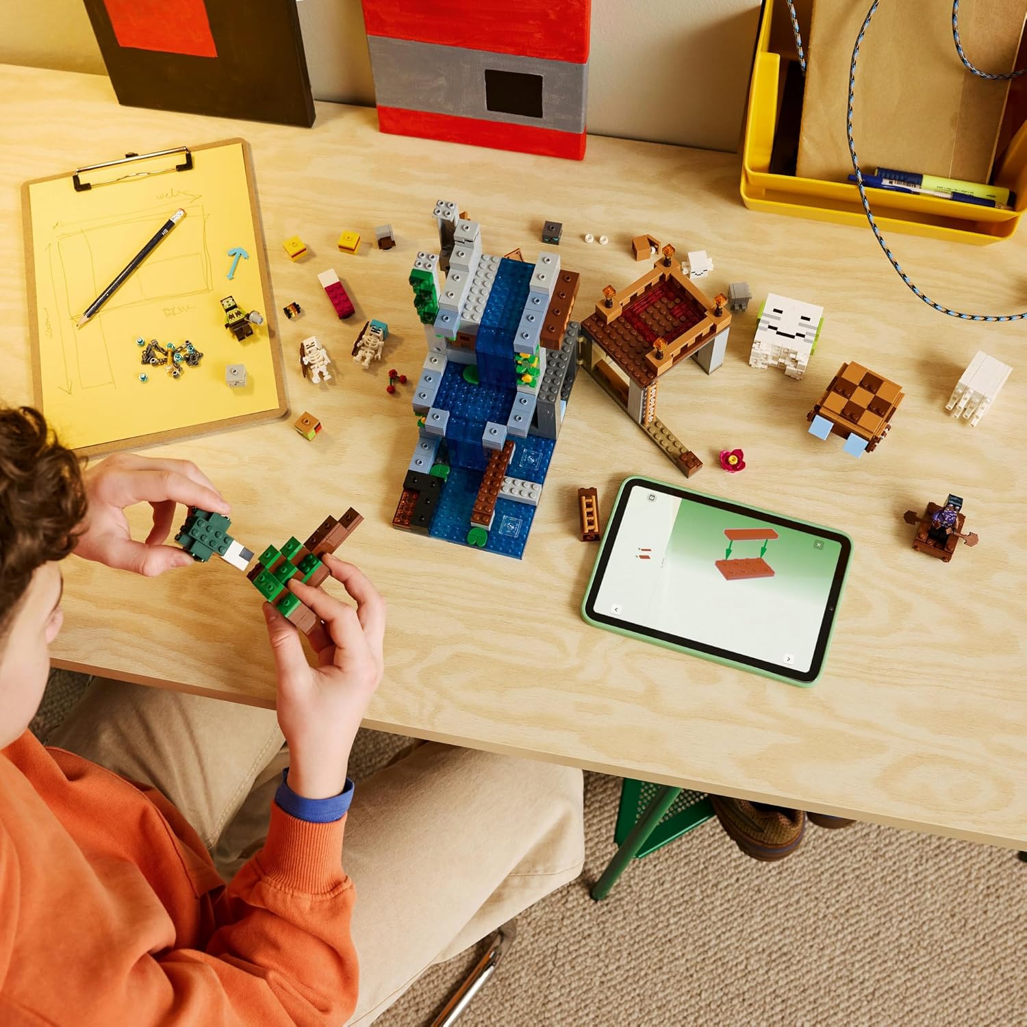 Конструктор LEGO Minecraft Станция гастов 754 дет. - фото 11