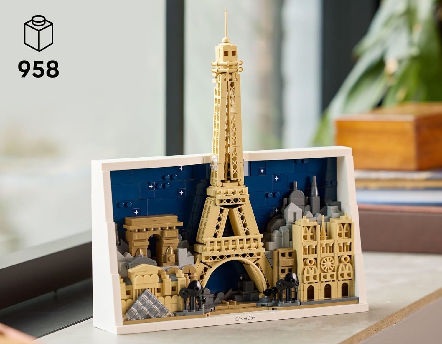 Конструктор LEGO Architecture Париж Город Любви 958 дет. - фото 2