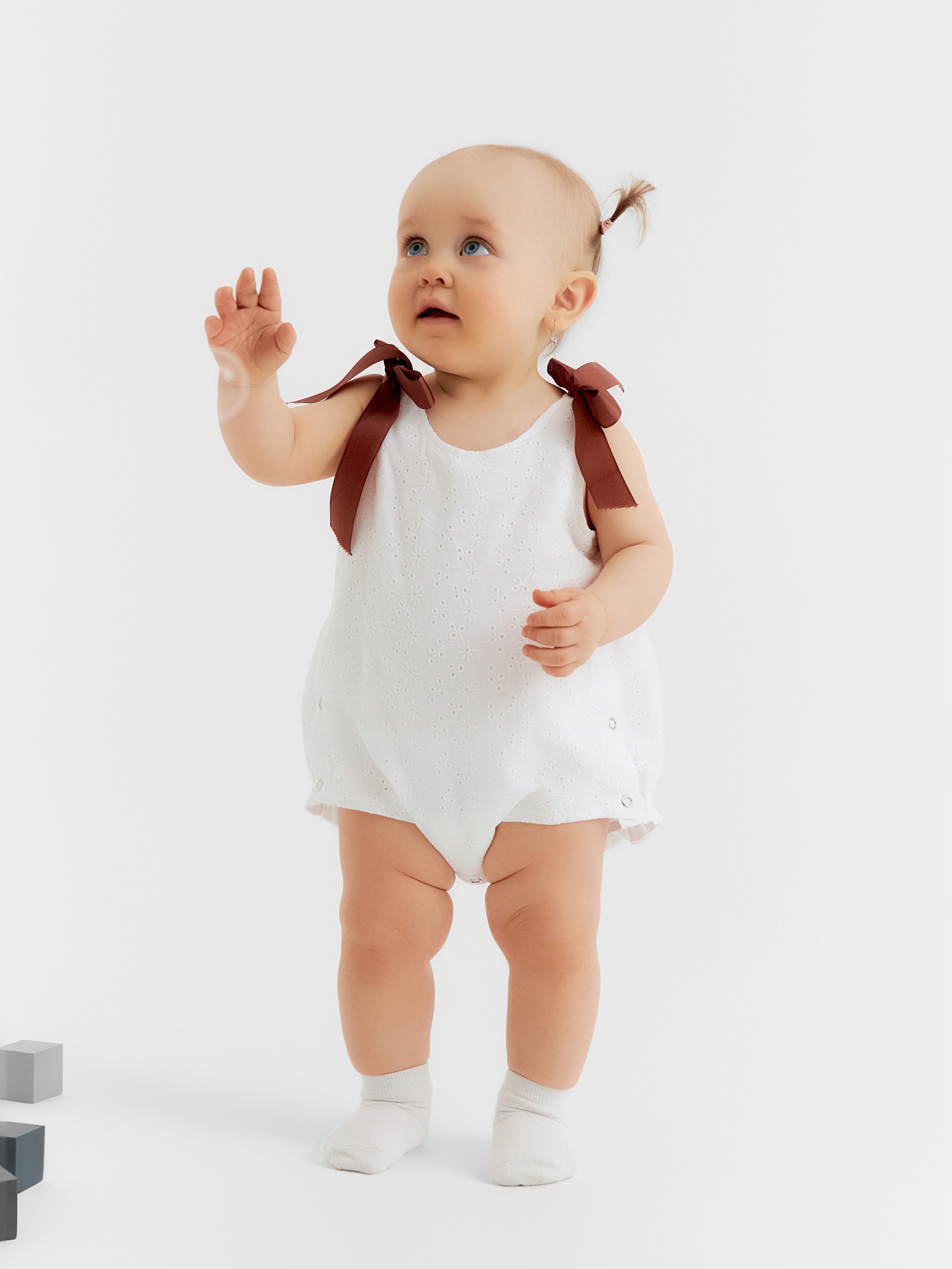 Изображение товара Детское белое хлопковое боди MINAKU для девочек размер 86