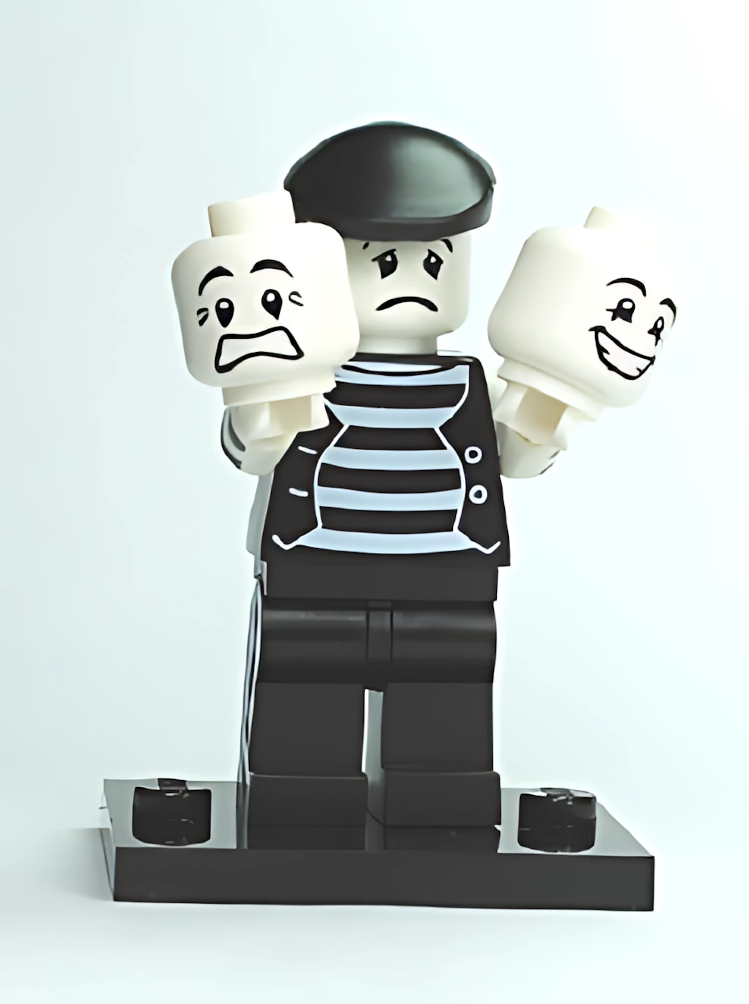 Изображение товара LEGO Минифигурка Mime 3 детали с аксессуарами и подставкой