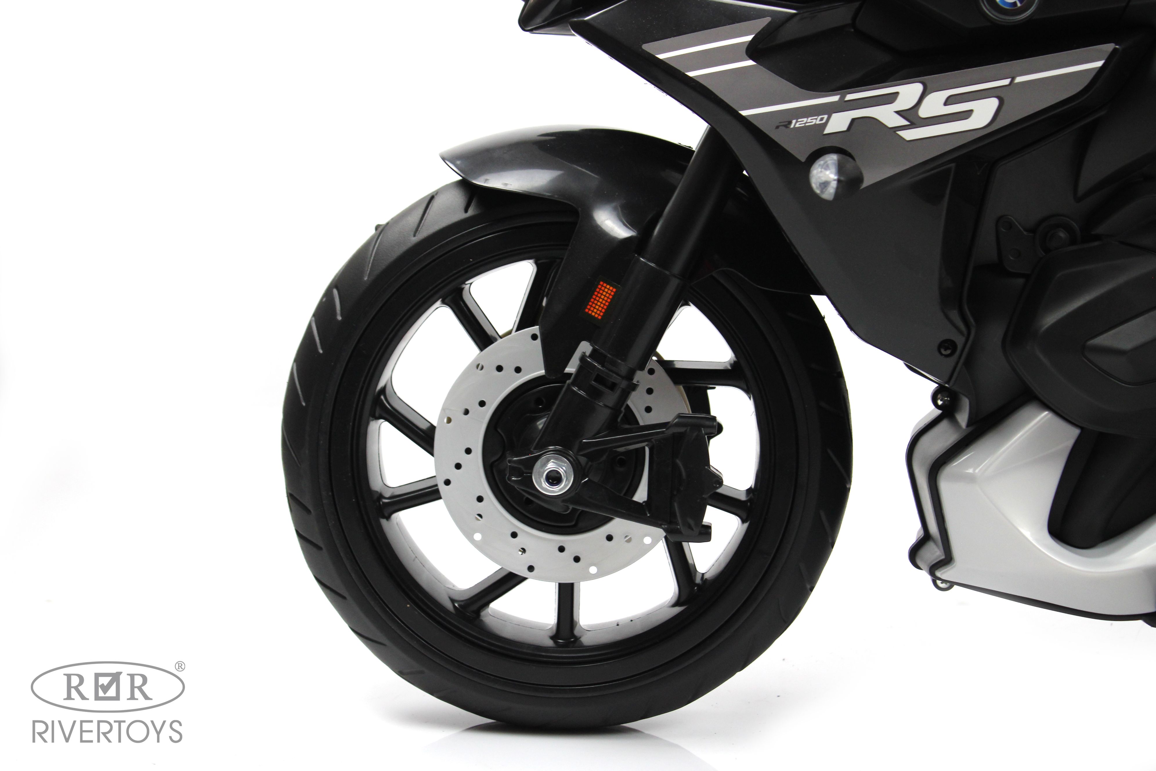 Электромобиль RIVERTOYS Z333ZZ-BLACK - фото 15