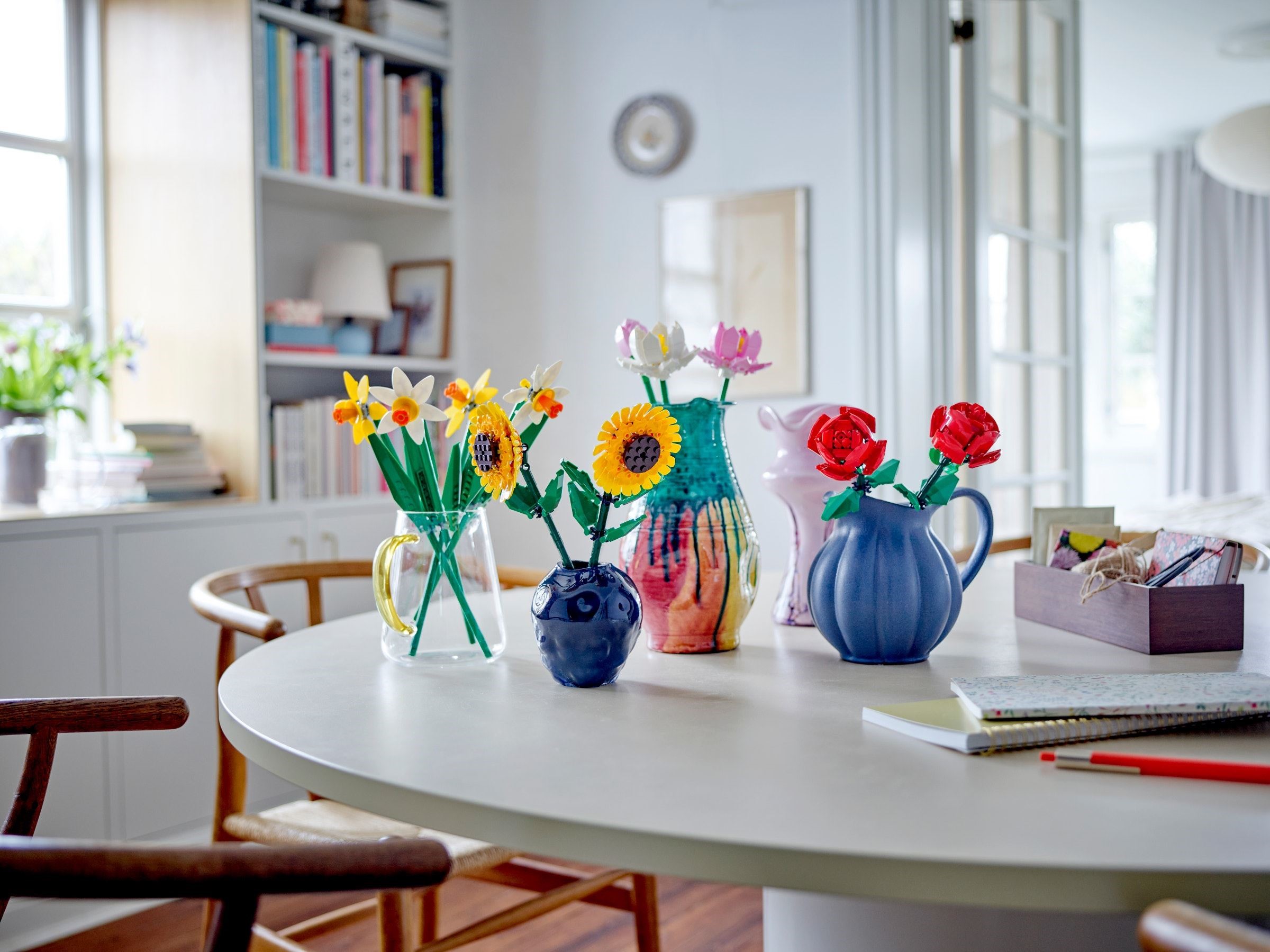 Конструктор LEGO Botanicals 40647 220 дет. - фото 4