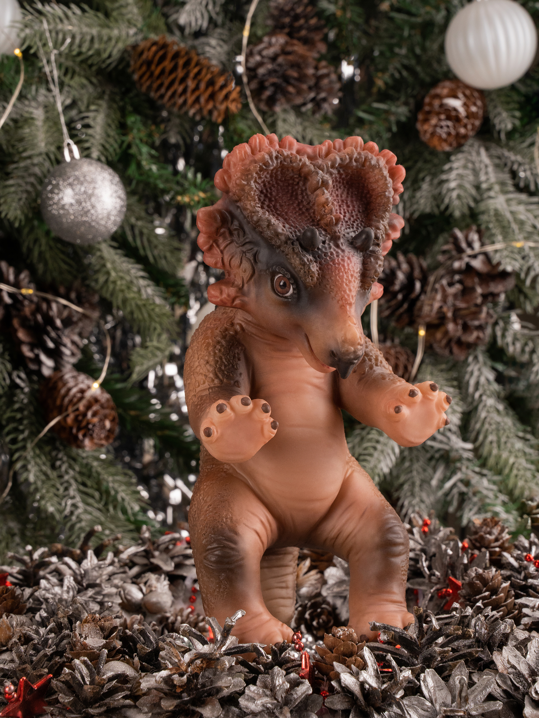 Кукла мини Magic Manufactory Magic Dino Трицератопс высота 24 см 4631163177450 - фото 15