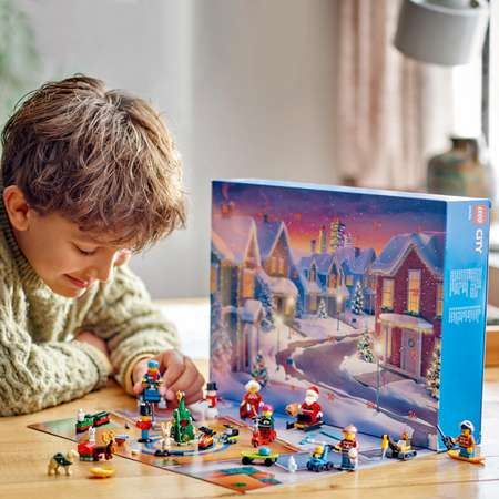 Конструктор LEGO City Адвент-календарь Город блочный