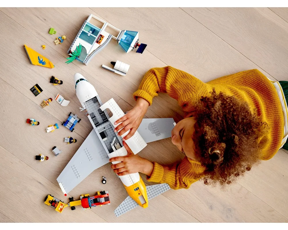 Конструктор LEGO City 60262 669 дет. - фото 13