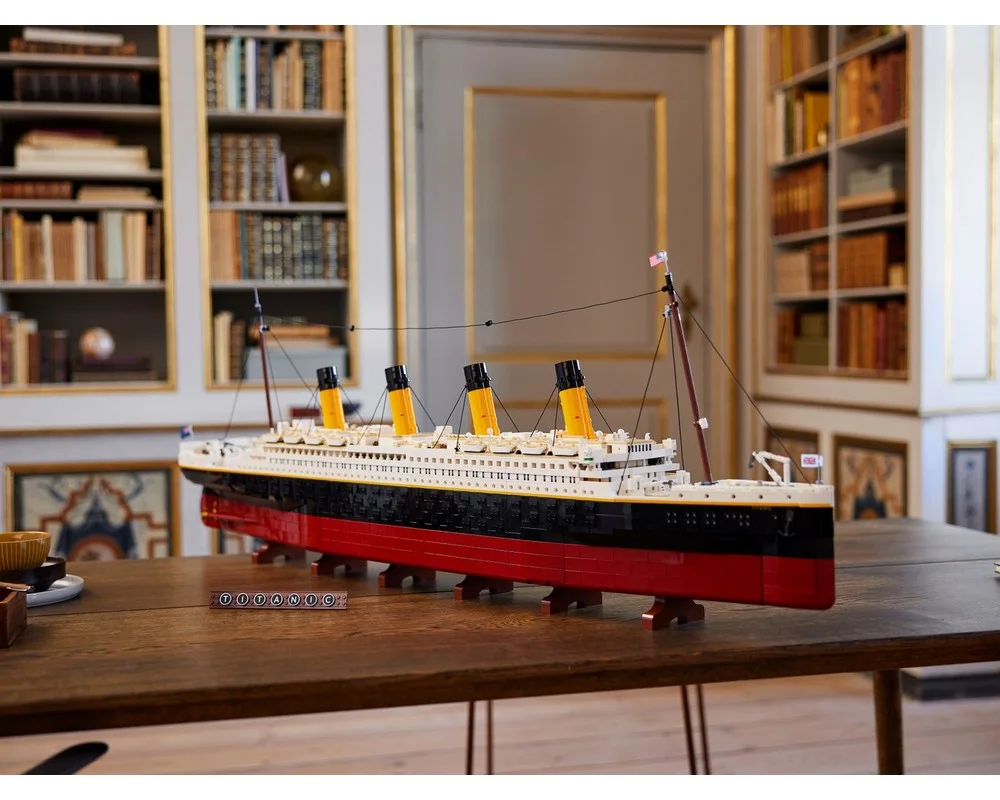 Конструктор LEGO Creator Expert 10294 9090 дет. - фото 29