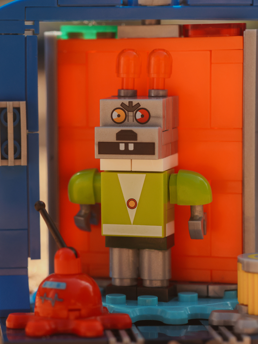Конструктор brick labs Ну погоди! Дом юного техника 578 дет. - фото 12