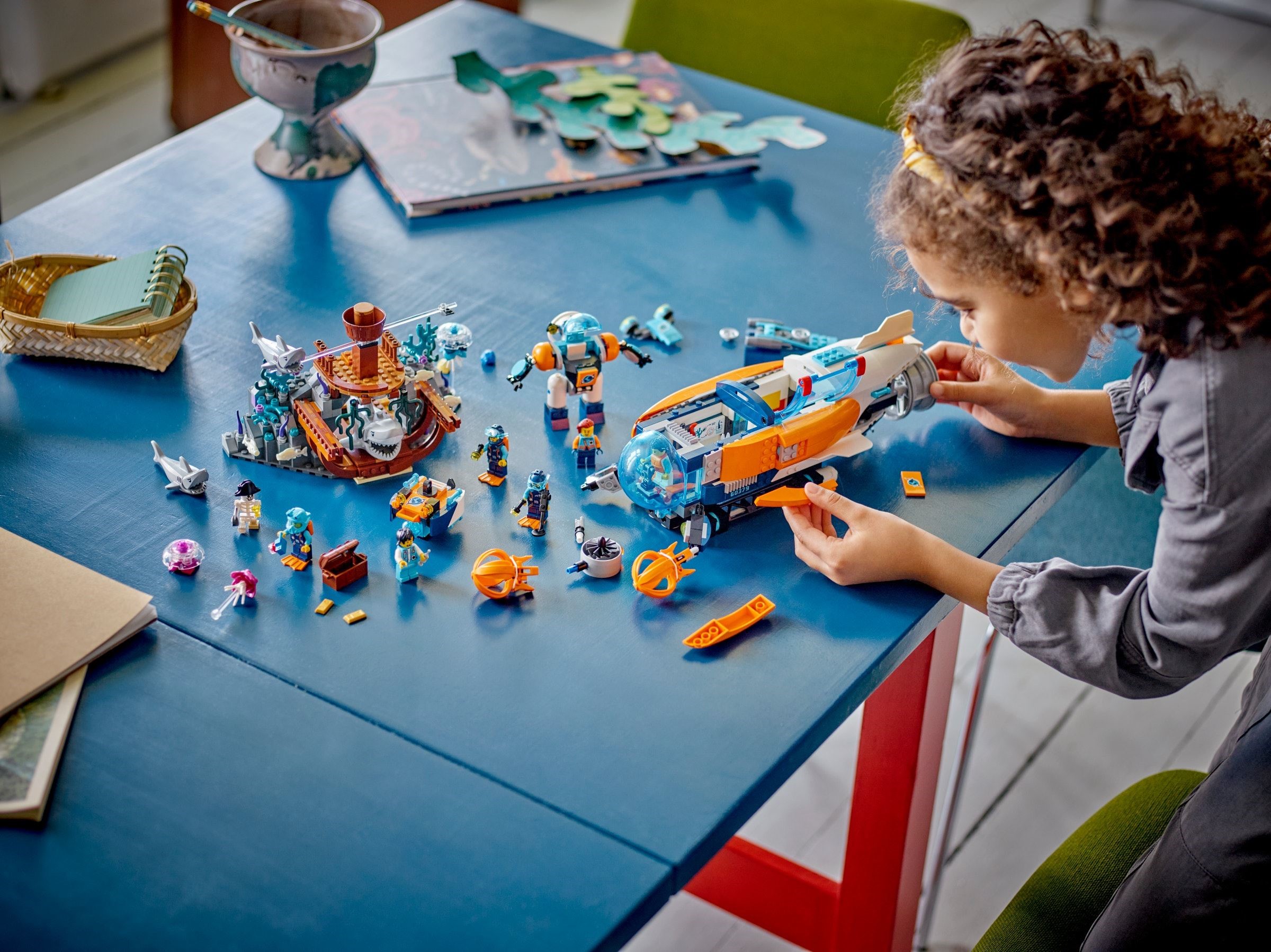 Конструктор LEGO City 60379 842 дет. - фото 2