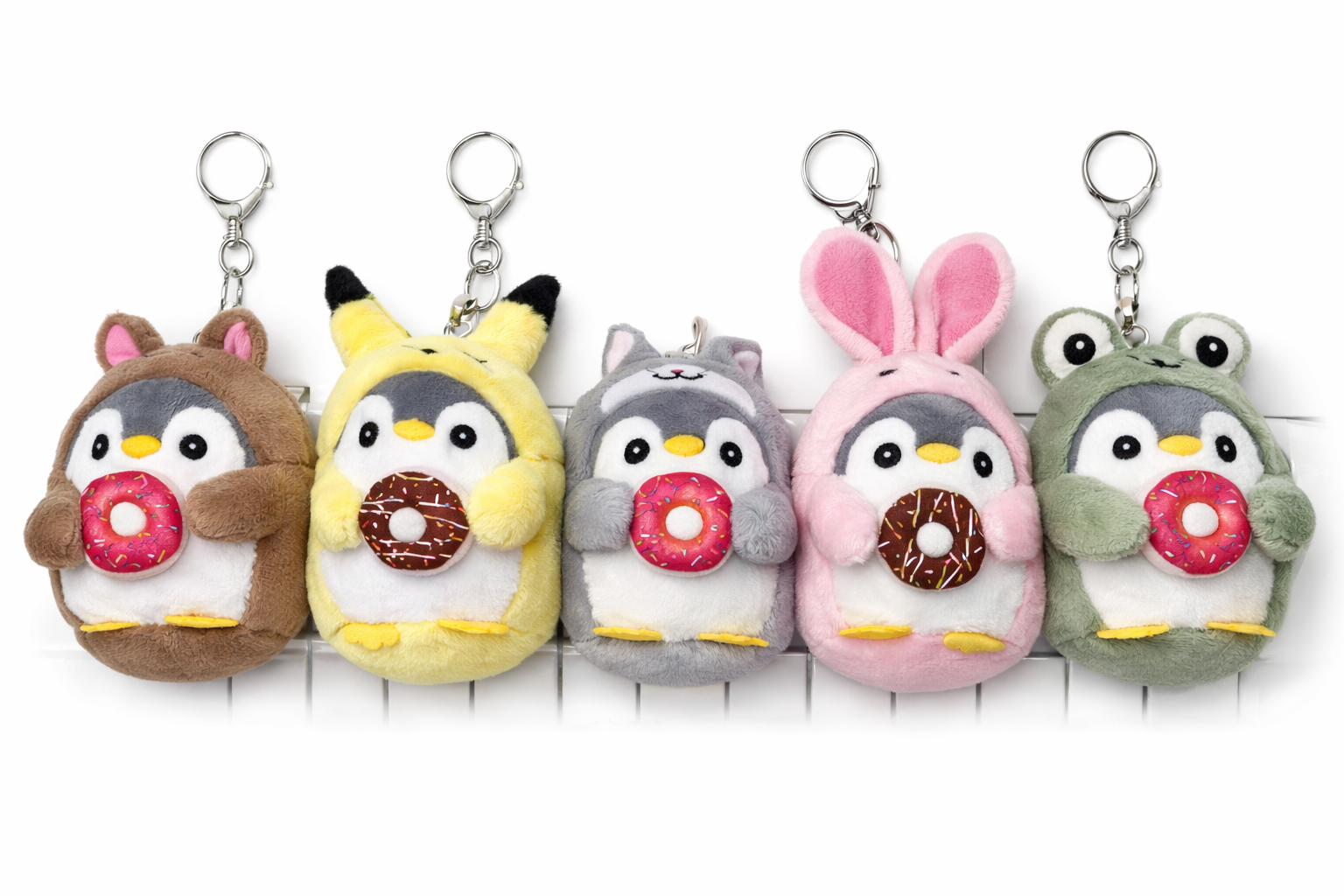 Брелок Мастер Пингвин в костюме в ассортименте - фото 1