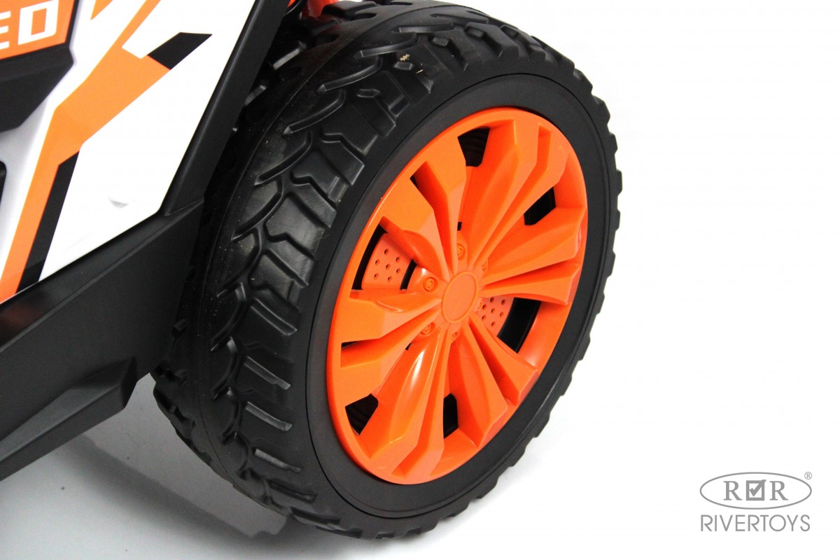 Электромобиль RIVERTOYS F888FF-A-4WD-RED С пультом ДУ - фото 3