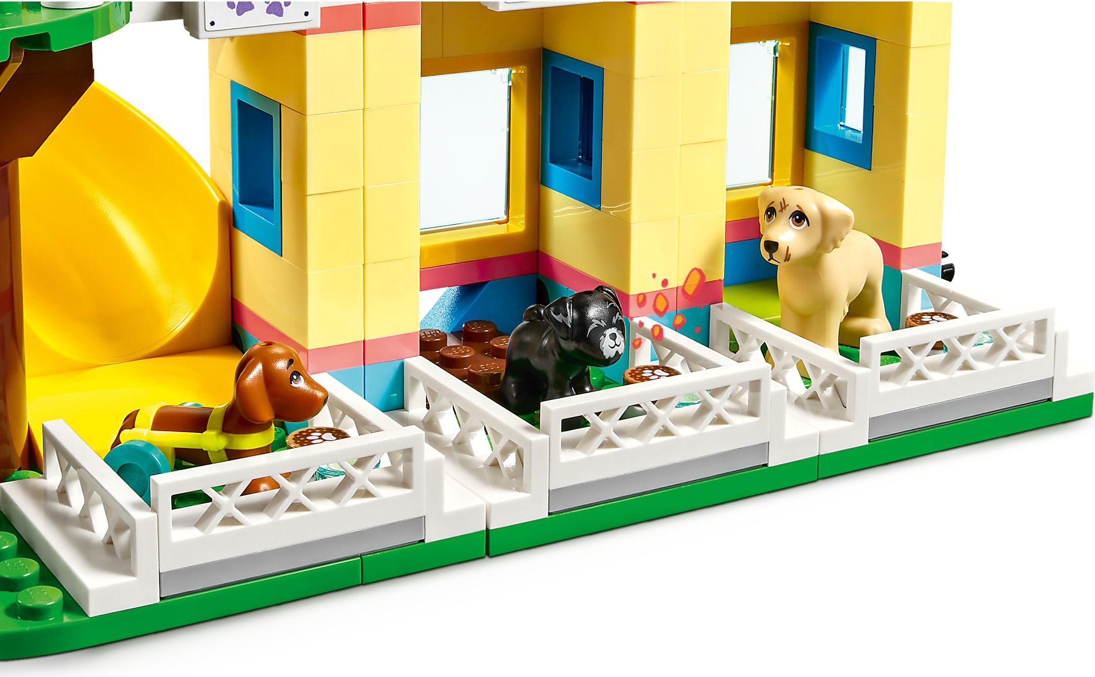 Конструктор LEGO Friends 41727 617 дет. - фото 6