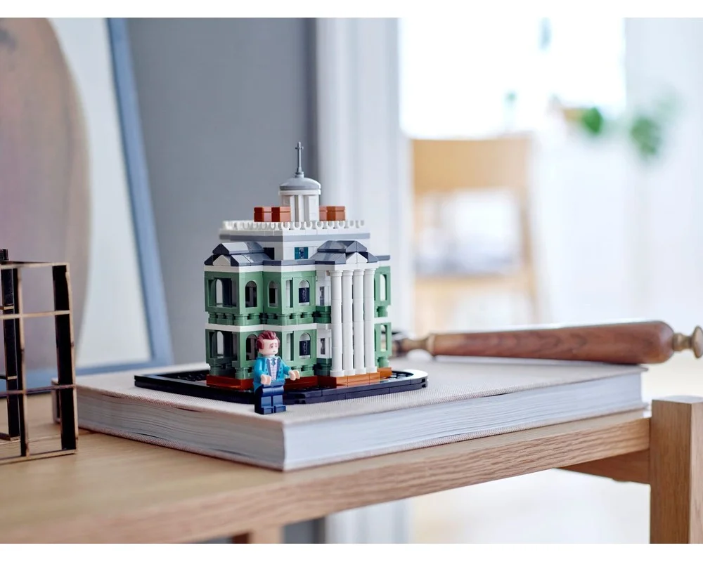 Конструктор LEGO Disney 40521 675 дет. - фото 6
