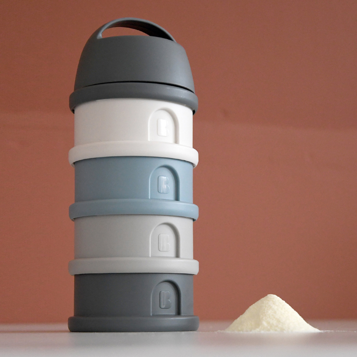 Контейнер для детского питания BEABA сыпучих смесей и снеков, 4 секции, серый - фото 4