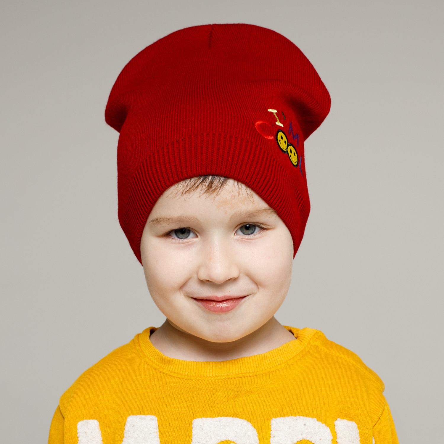Шапка детская Bai FAMILY EF-003красный - фото 1