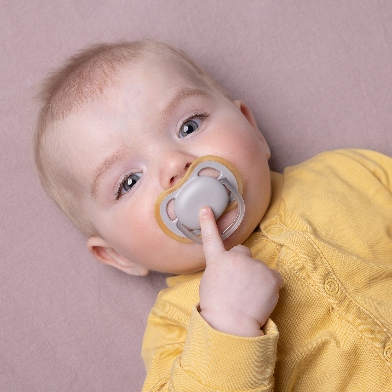 Пустышка Philips Avent анатомическая от 6 мес. 2 шт. - фото 2