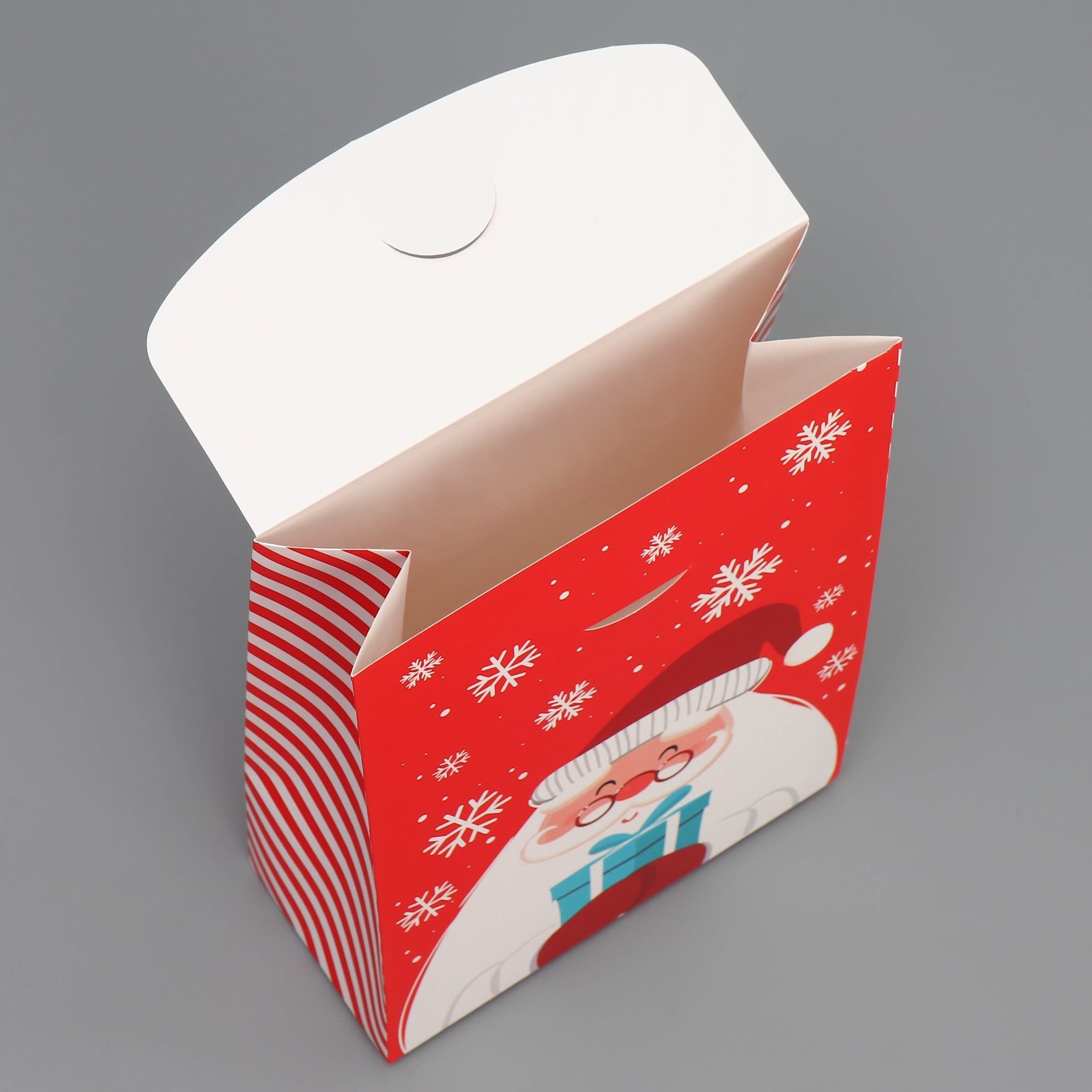 Коробка складная Дарите Счастье "Дед Мороз", 15 х 7 х 22 см - фото 6