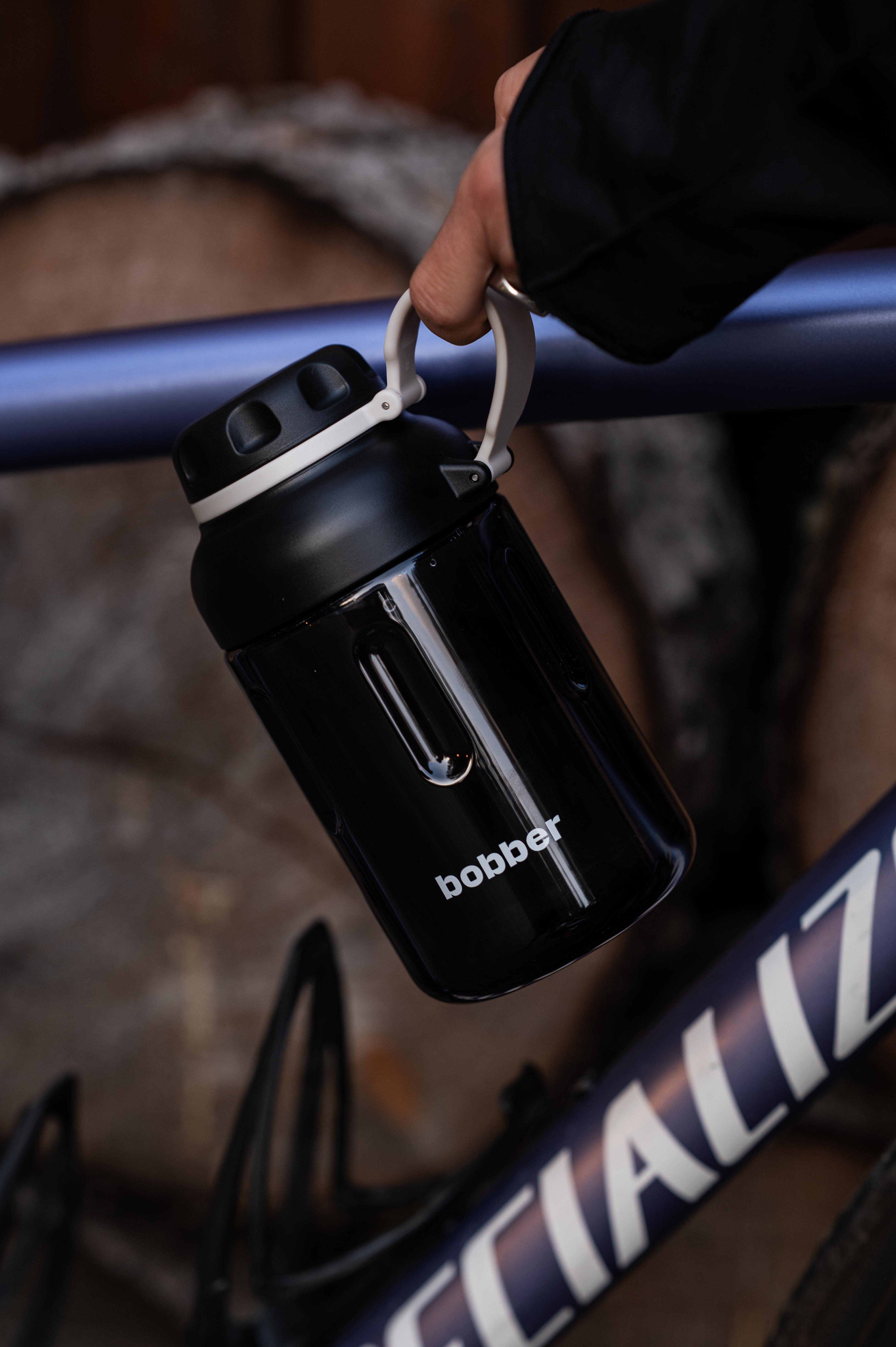 Бутылка Bobber Tritan черный 590 мл - фото 12