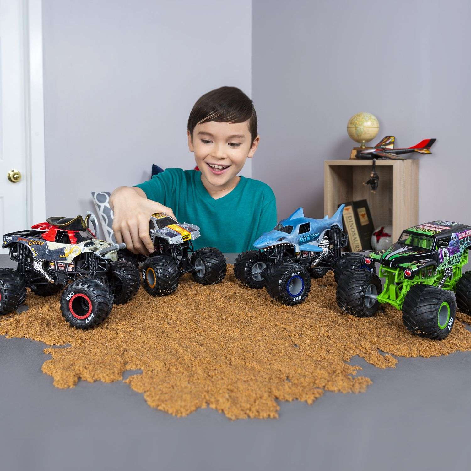 Автомобиль Monster Jam 1:24 6060880 - фото 6