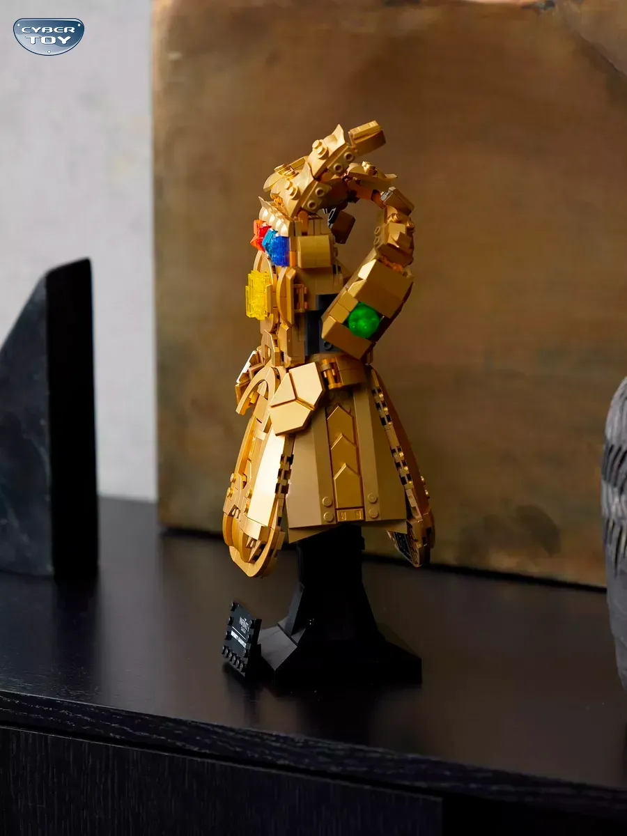 Конструктор CyberToy Марвел Перчатка Бесконечности 590 дет. - фото 13