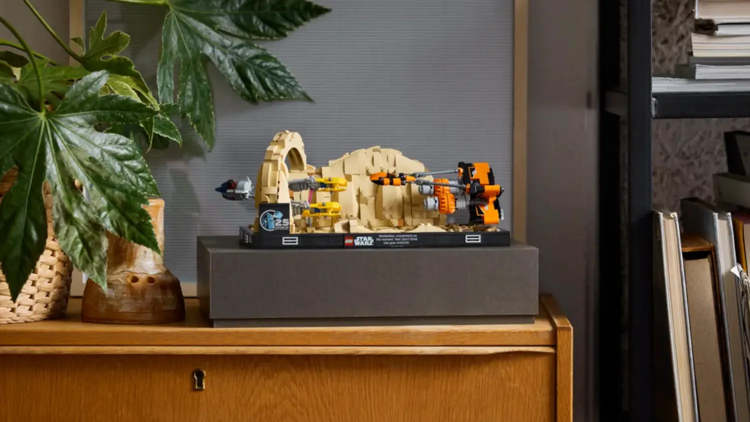 Конструктор LEGO Star Wars 75380 718 дет. - фото 8